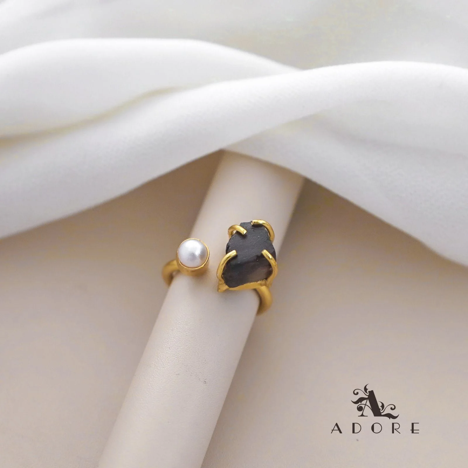 Ena Raw Stone Ring - Image 32