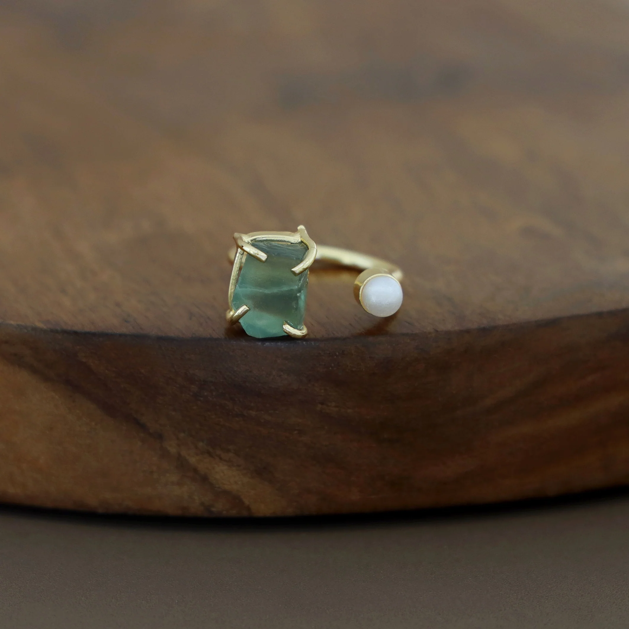 Ena Raw Stone Ring - Image 9