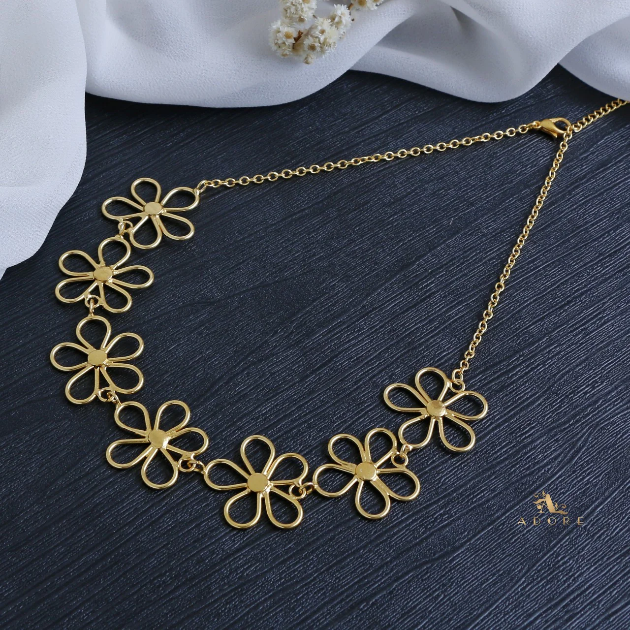 Enora Flower Neckpiece - Image 3