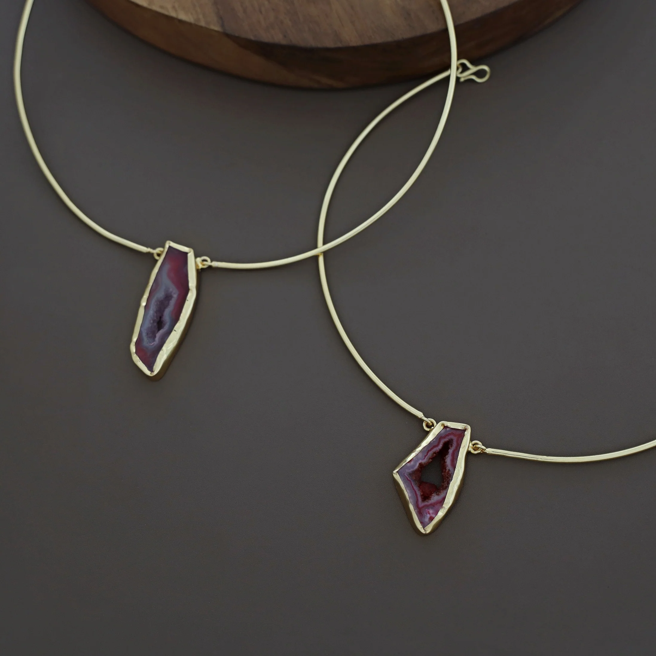 Esperenza Agate Neck Cuff - Image 20