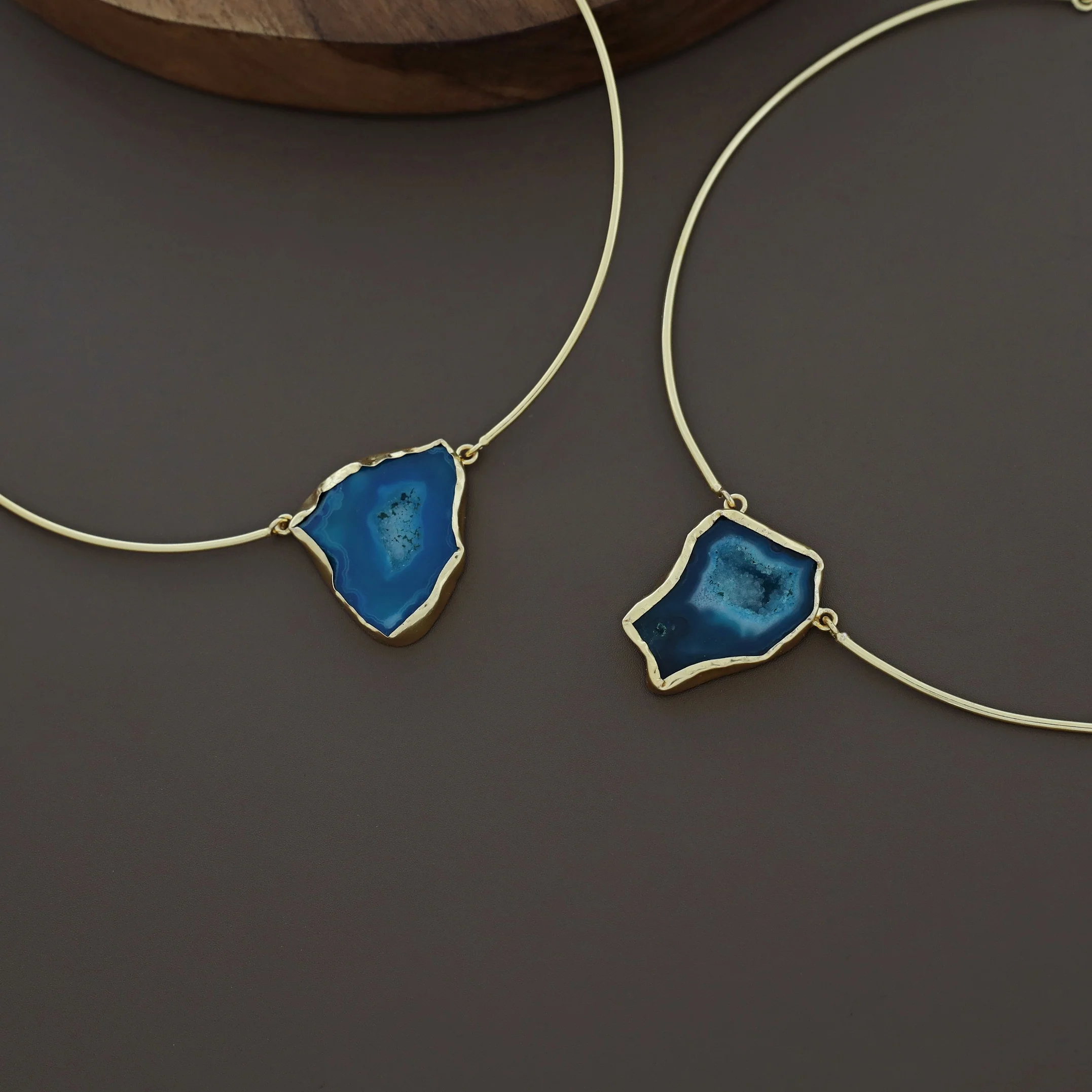 Esperenza Agate Neck Cuff - Image 25