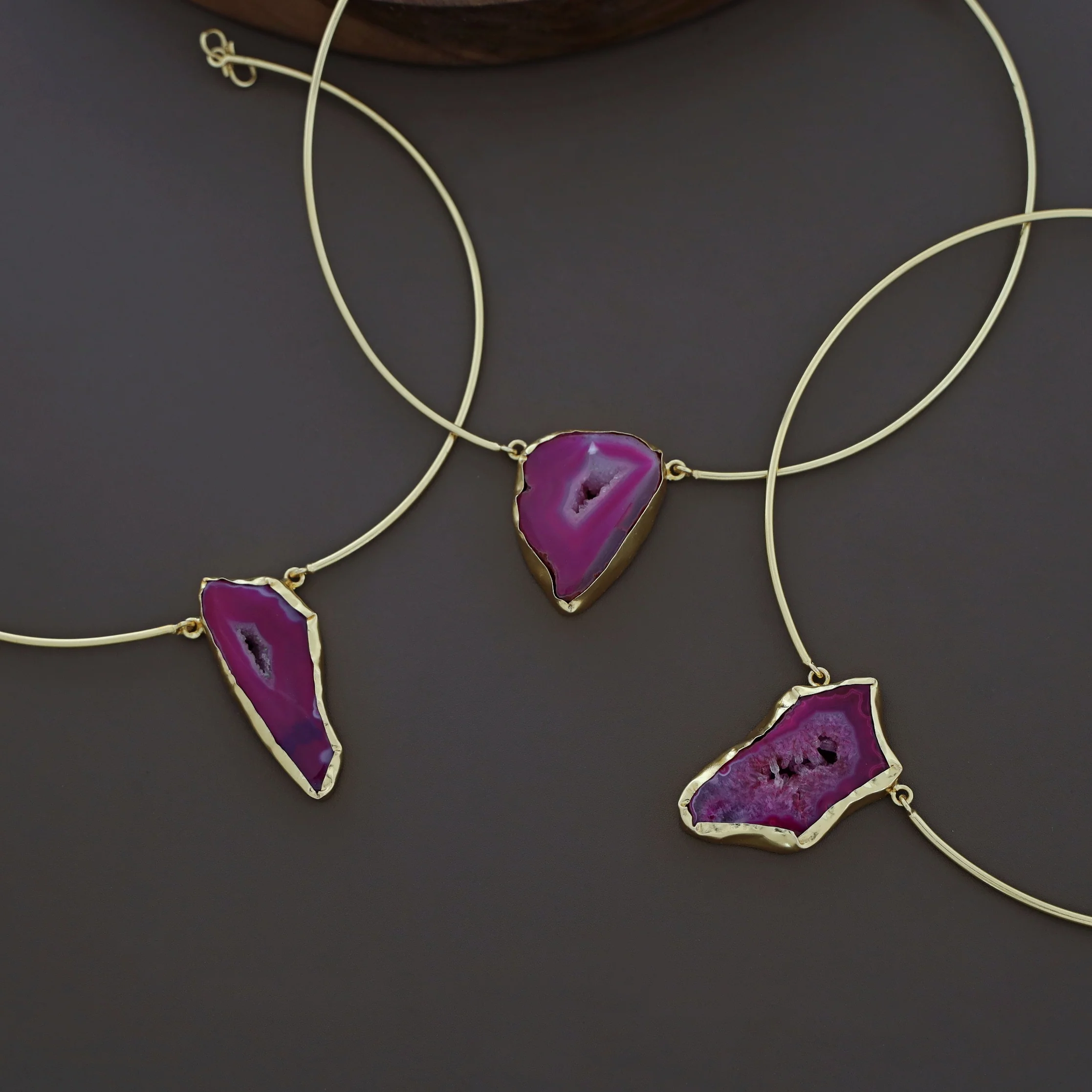 Esperenza Agate Neck Cuff - Image 4