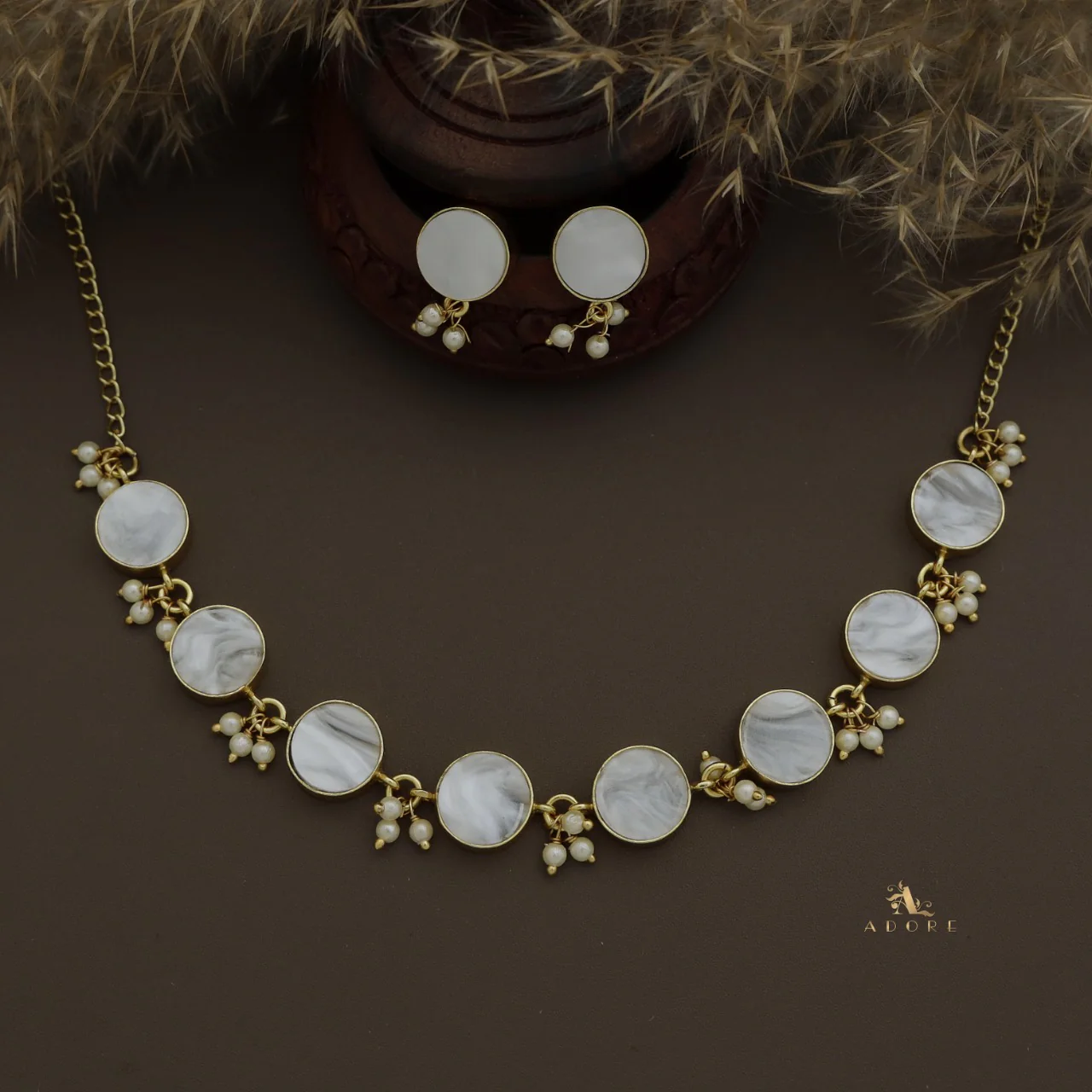 Eudor Round MOP Pearl Short Neckpiece/Choker With Earring - Image 2