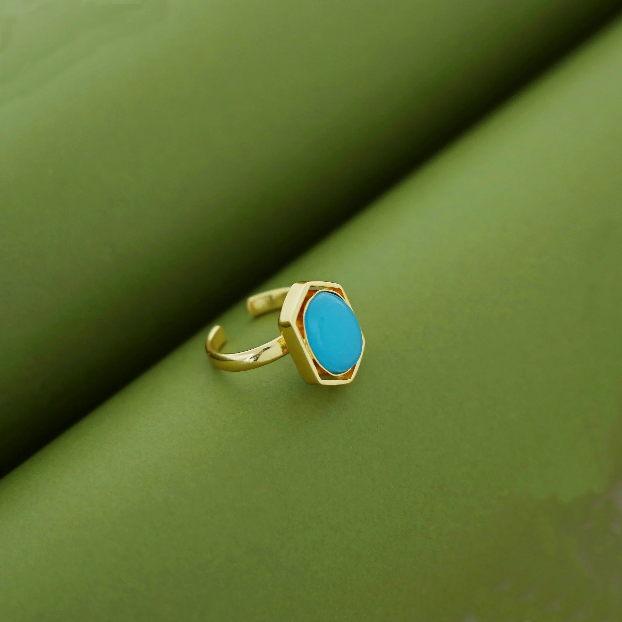 Everlee Oval Gemstone Ring - Image 6