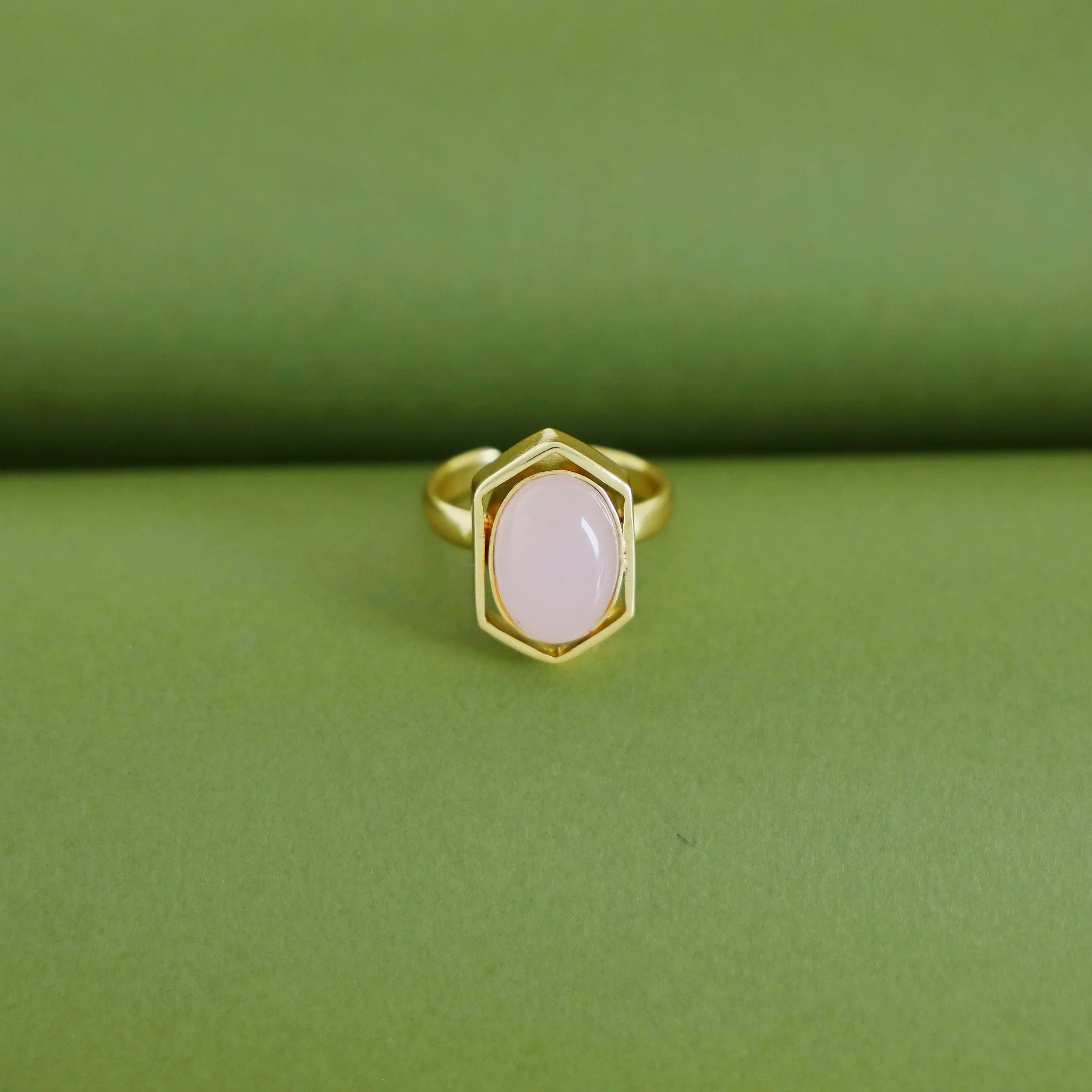 Everlee Oval Gemstone Ring - Image 8