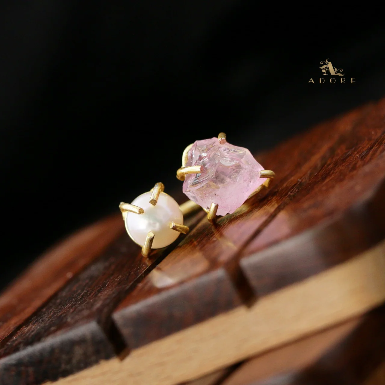 Eza Dyed Stone Plus Pearl Ring - Image 15