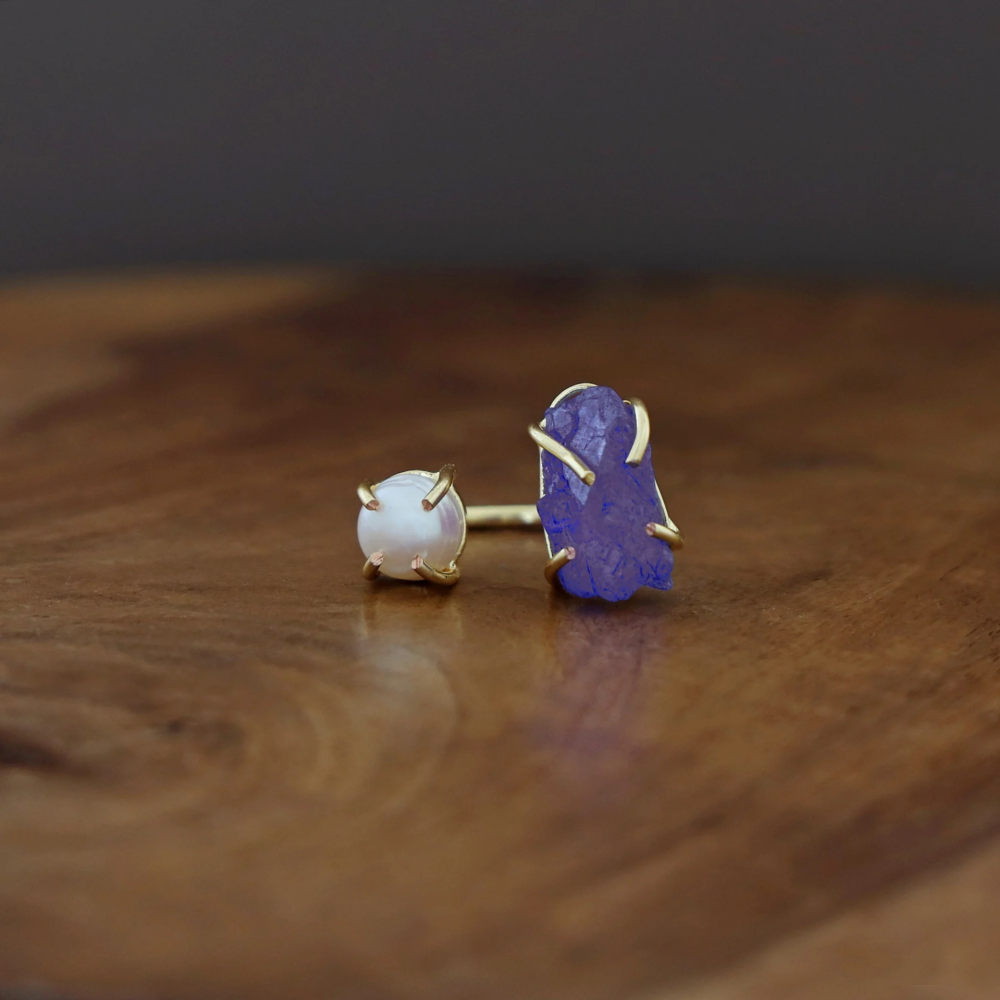 Eza Dyed Stone Plus Pearl Ring - Image 32