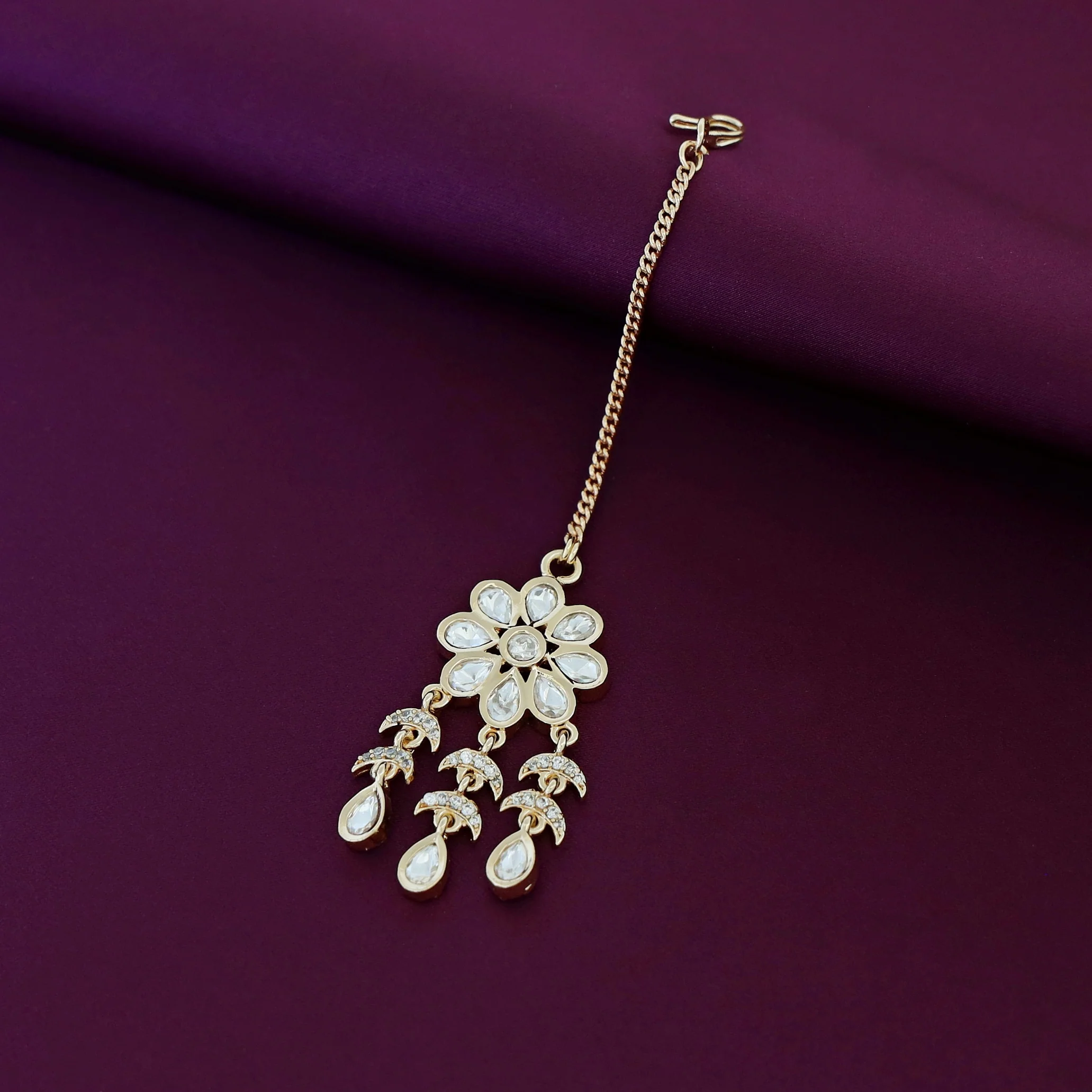 Falguni Kundan Flower Tikka - Image 3