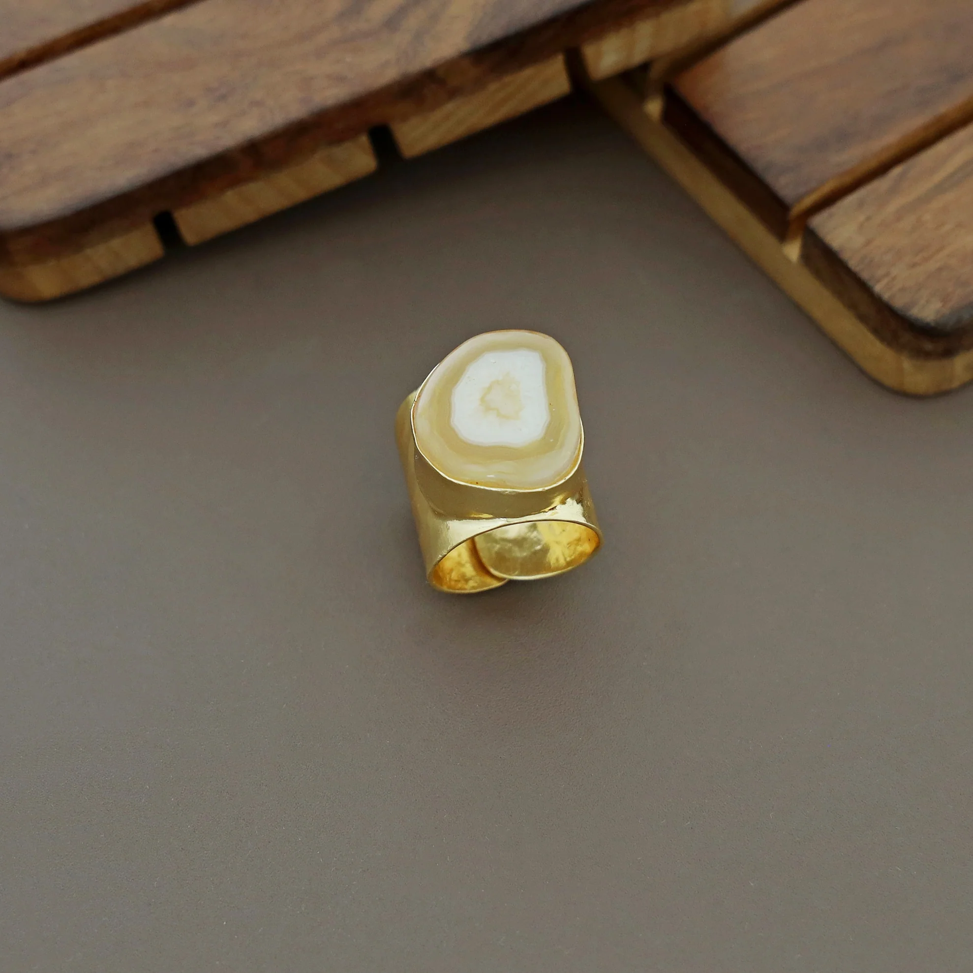 Feba Agate Golden Ring - Image 2