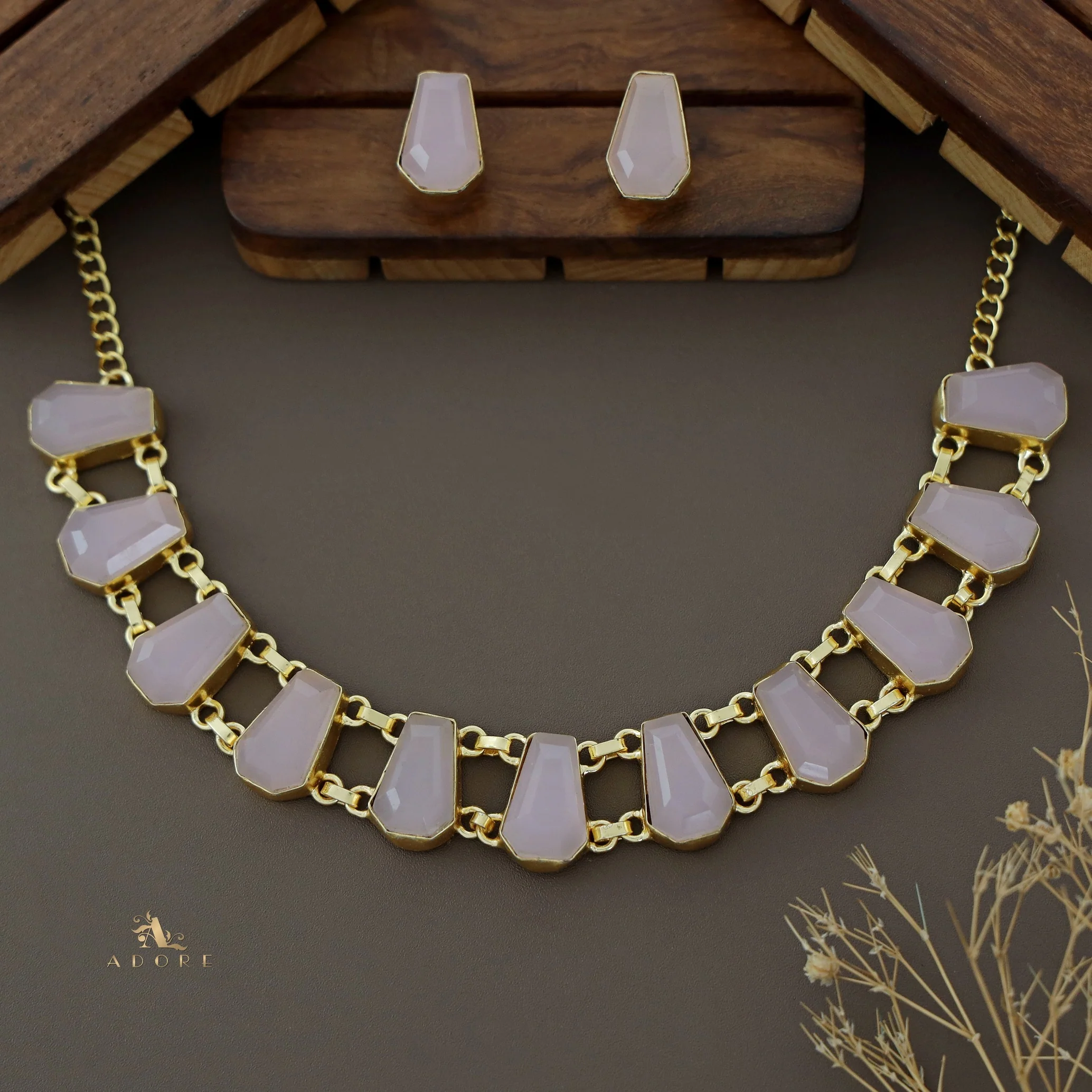 Felicia Hexa Glossy Choker/Short Neckpiece With Earring - Image 11