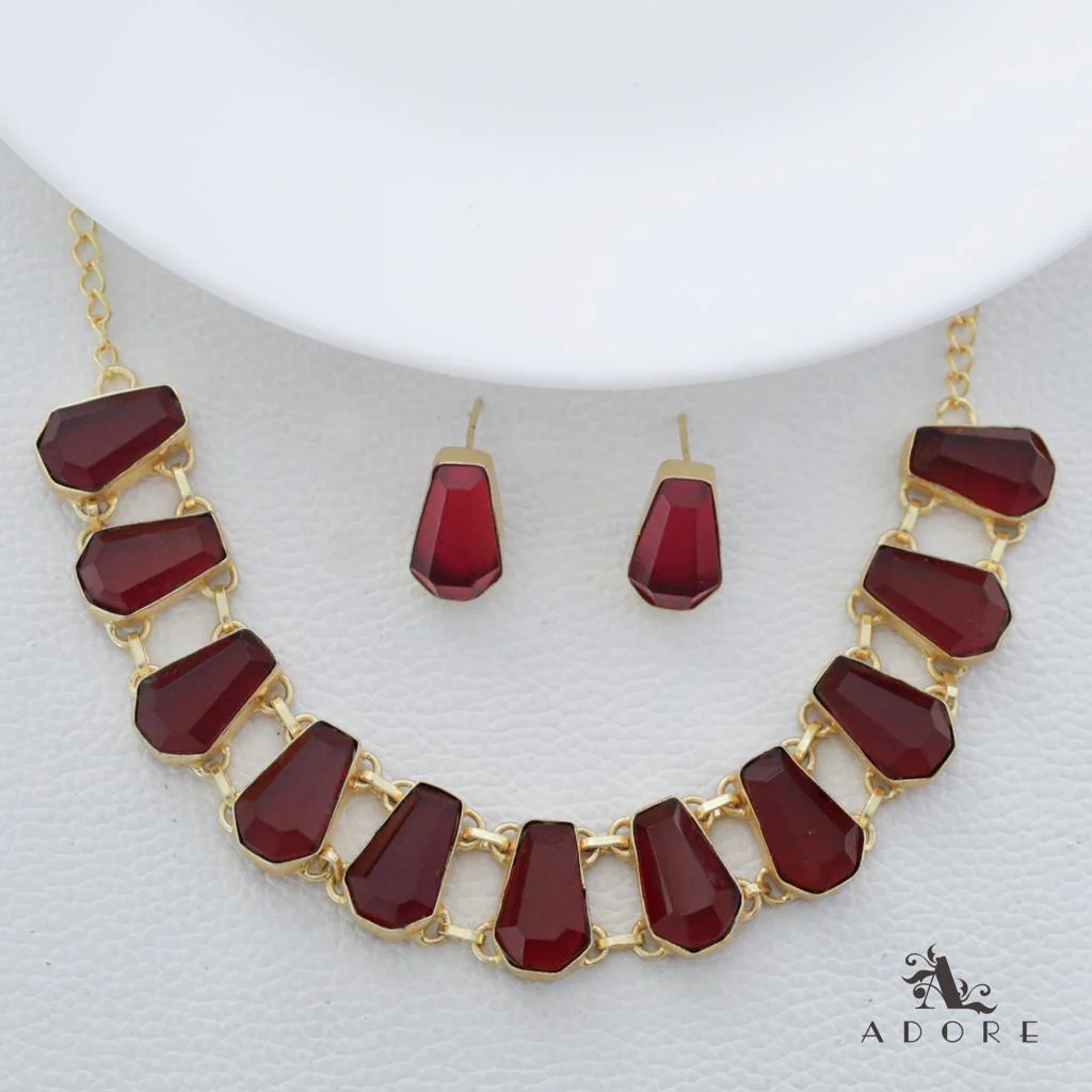 Felicia Hexa Glossy Choker/Short Neckpiece With Earring - Image 2