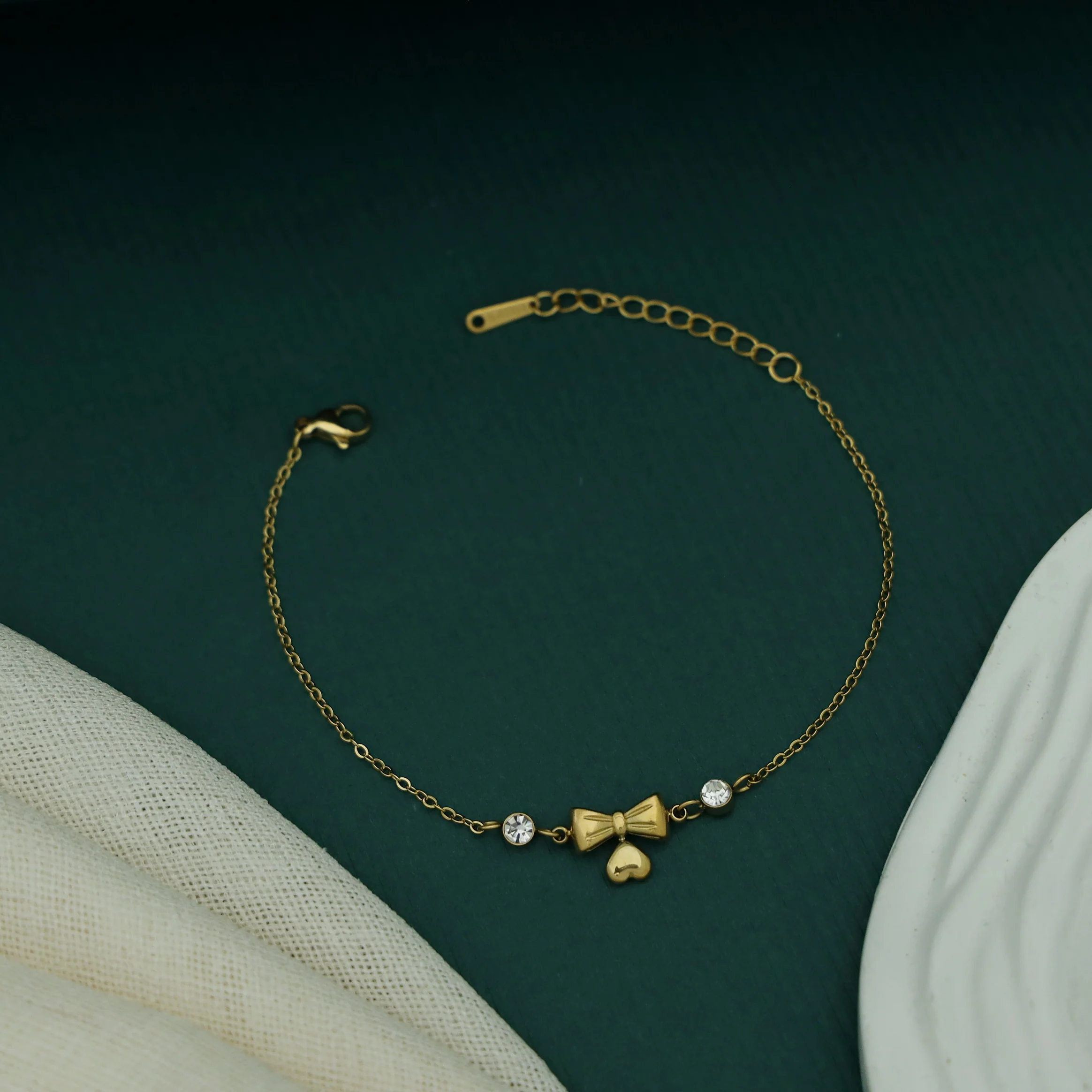 Femilin Glossy Heart Bow Bracelet - Image 2