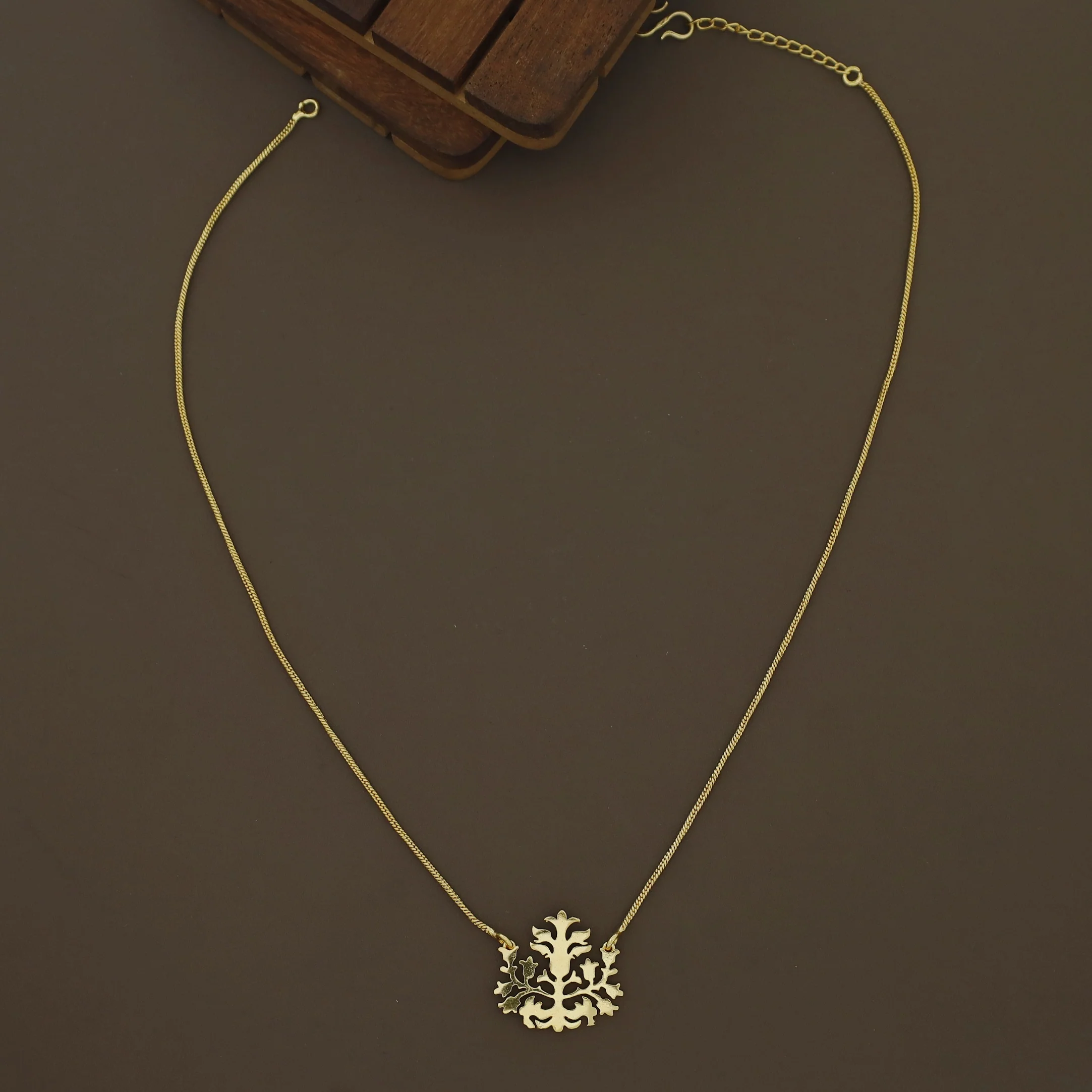 Fern Golden Leaf Pendant Neckpiece - Image 2