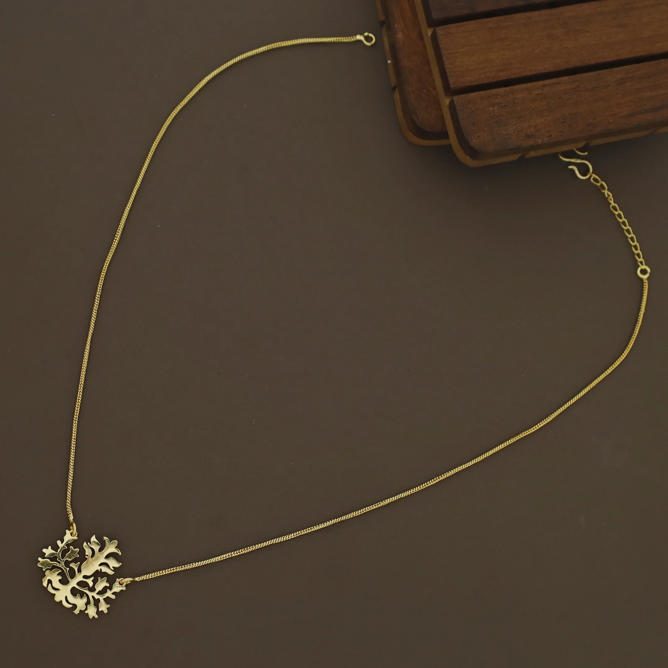 Fern Golden Leaf Pendant Neckpiece - Image 3