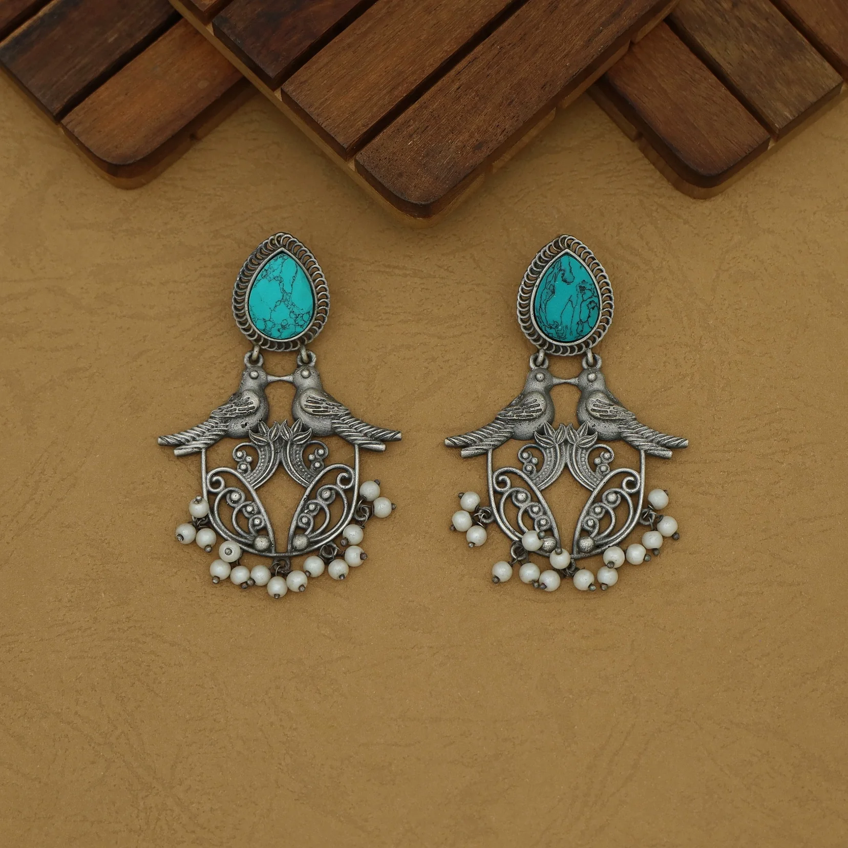 Feshikha Dual Bird Antique Drop Pearl Earring - Image 6