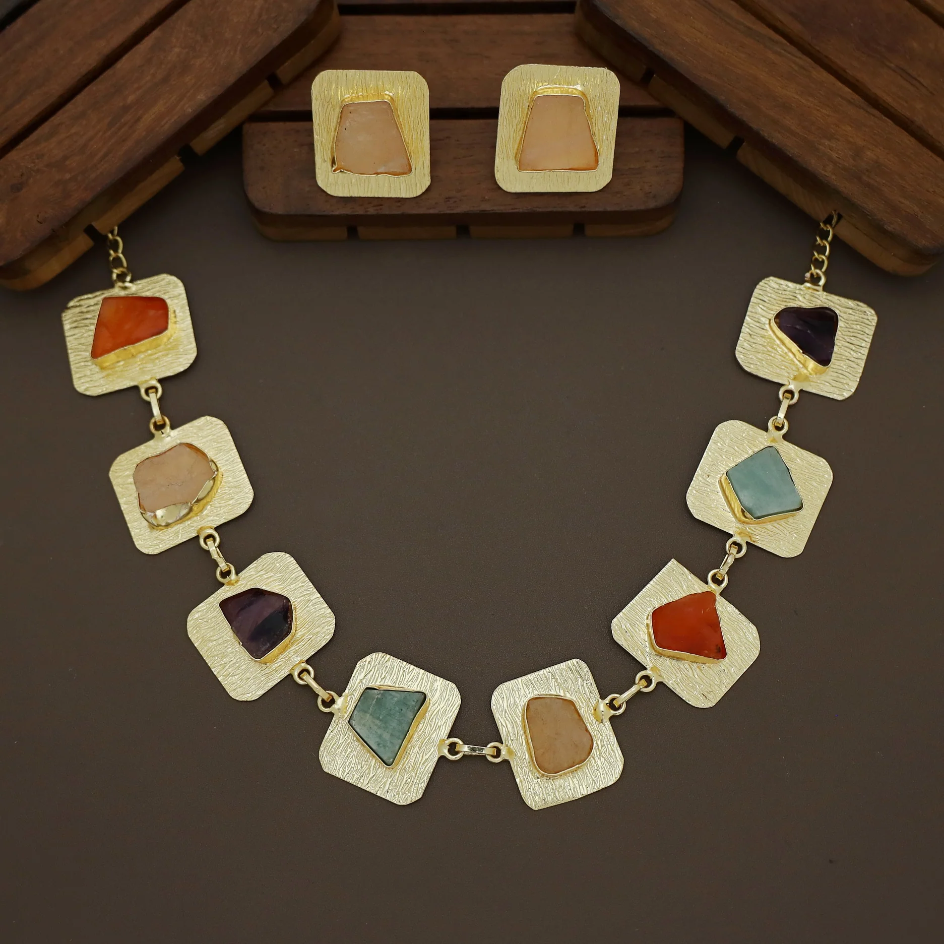 Finora Golden Textured Square Raw Stone Short Neckpiece / Choker With Stud - Image 4