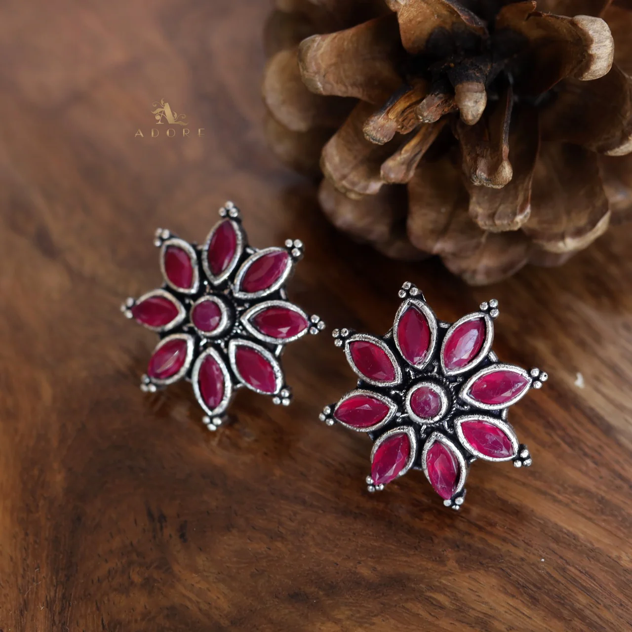 Fiora Flower Earring - Image 10