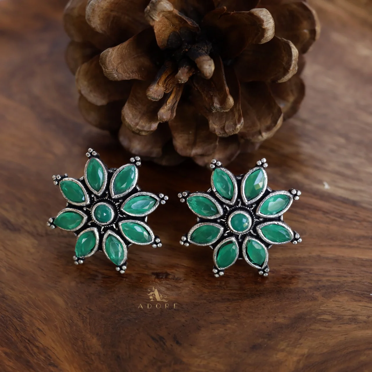 Fiora Flower Earring - Image 12