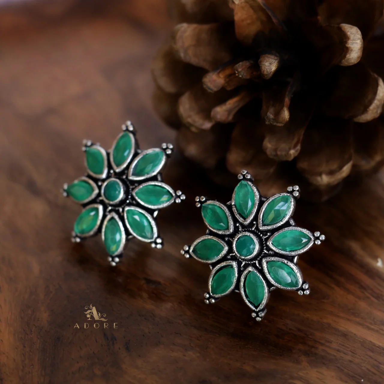 Fiora Flower Earring - Image 13