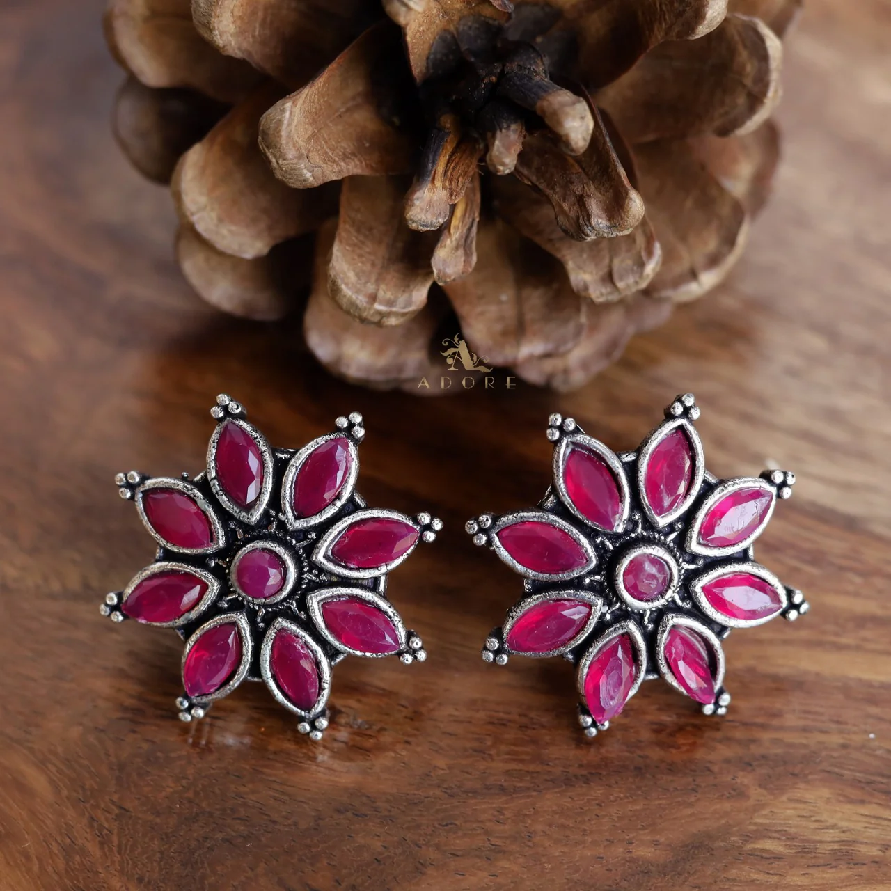 Fiora Flower Earring - Image 5