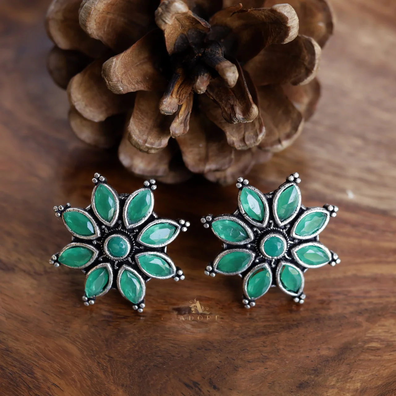 Fiora Flower Earring - Image 6