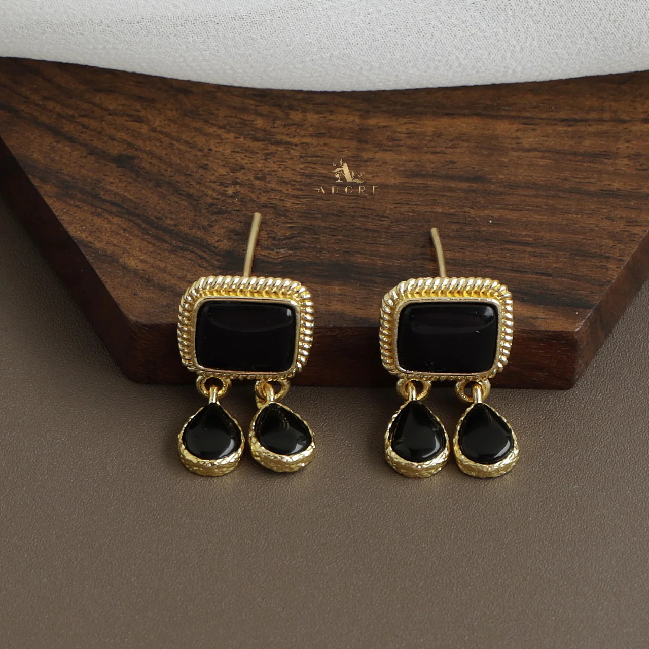 Firouz Glossy Short Neckpiece With Earring - Image 17