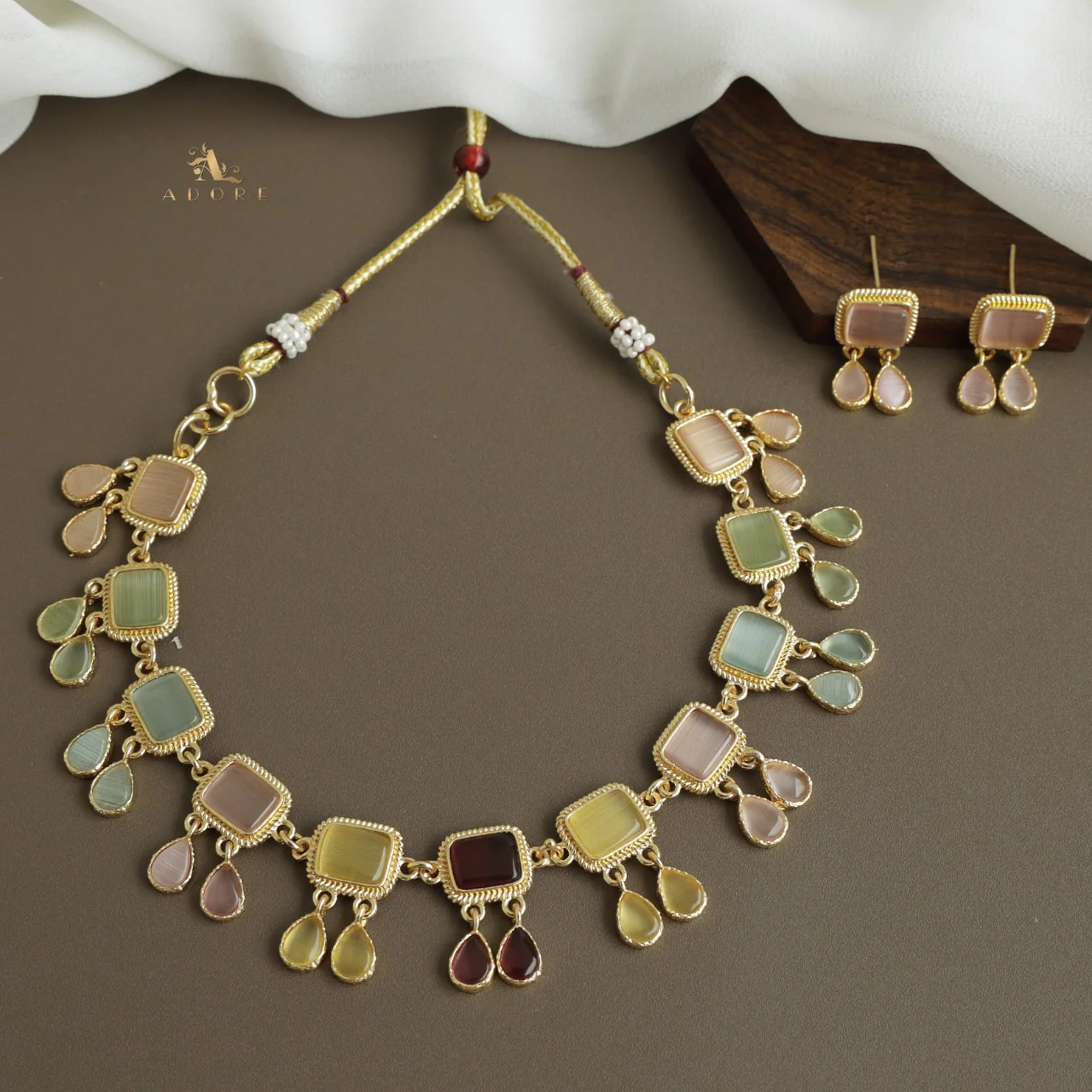 Firouz Glossy Short Neckpiece With Earring - Image 19