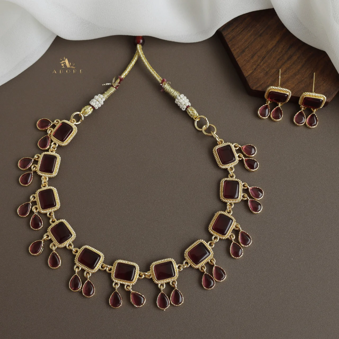 Firouz Glossy Short Neckpiece With Earring - Image 2