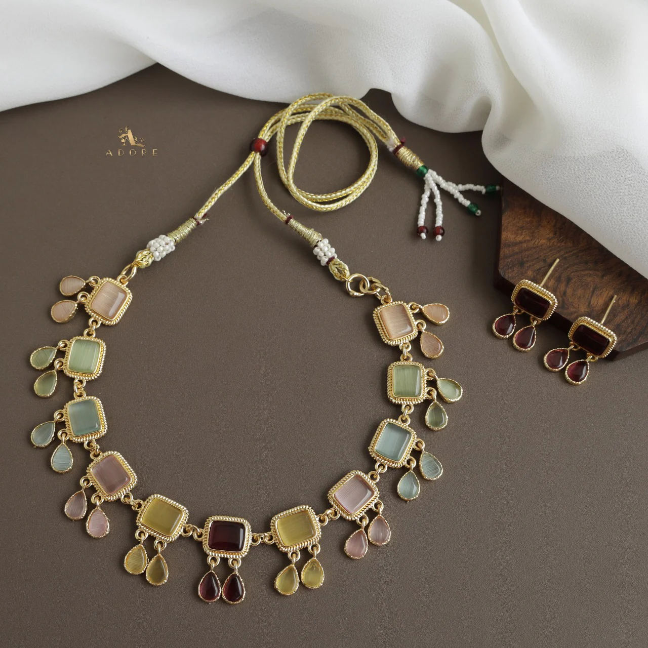 Firouz Glossy Short Neckpiece With Earring - Image 6