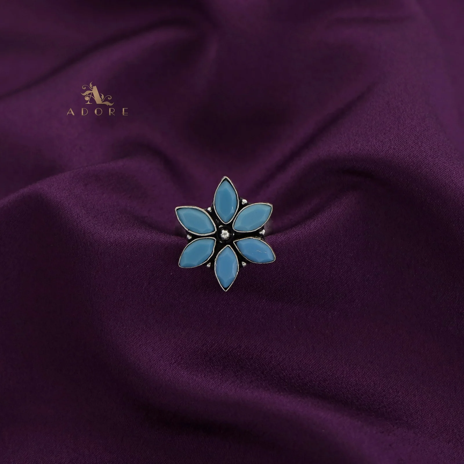 Flora Glossy Flower Ring - Image 7