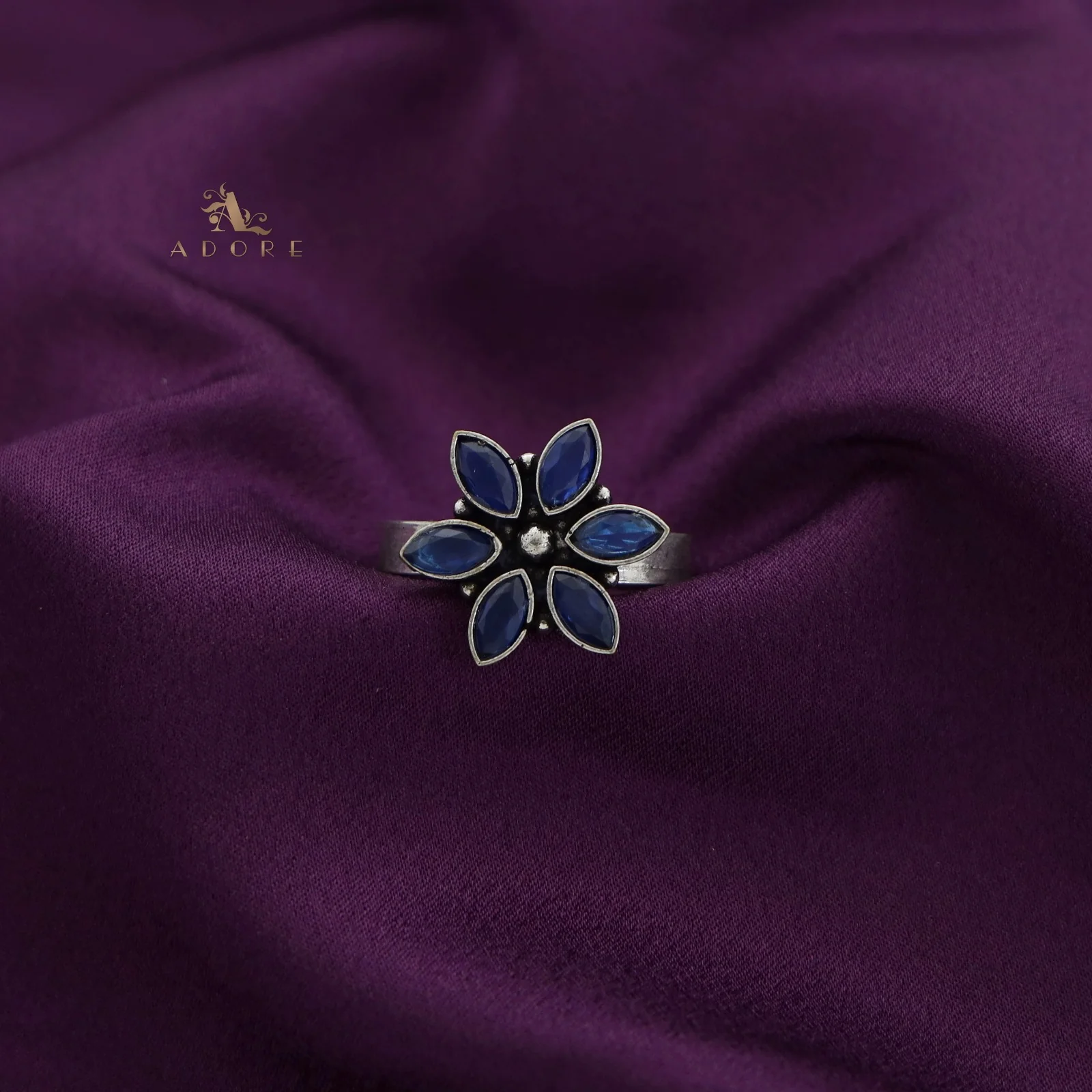 Flora Glossy Flower Ring - Image 8