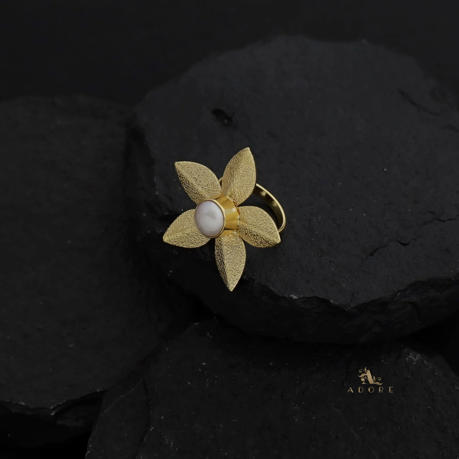 Floral Blossom Pearl Ring - Image 3