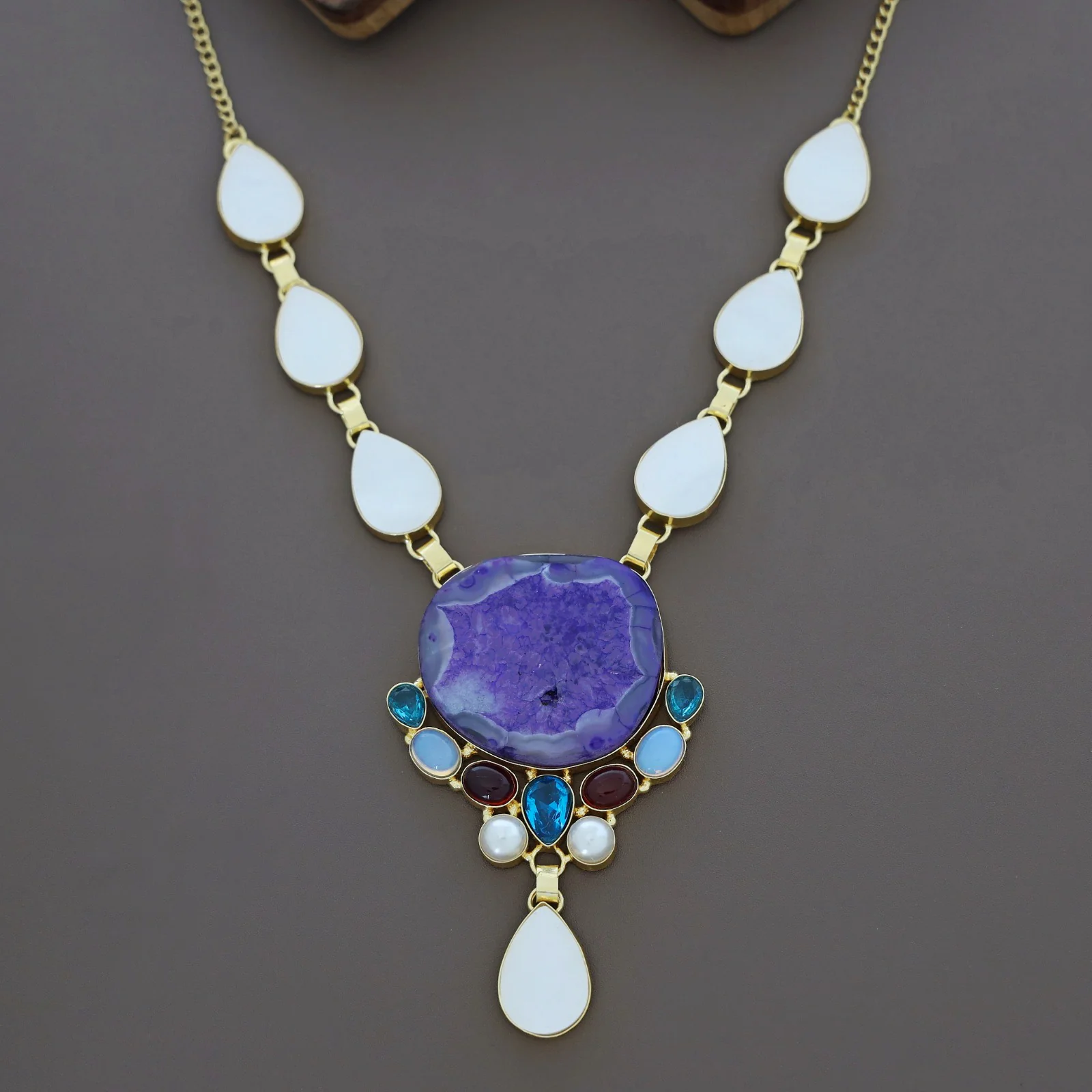 Freja Agate + MOP + Glossy Stone Neckpiece - Image 13