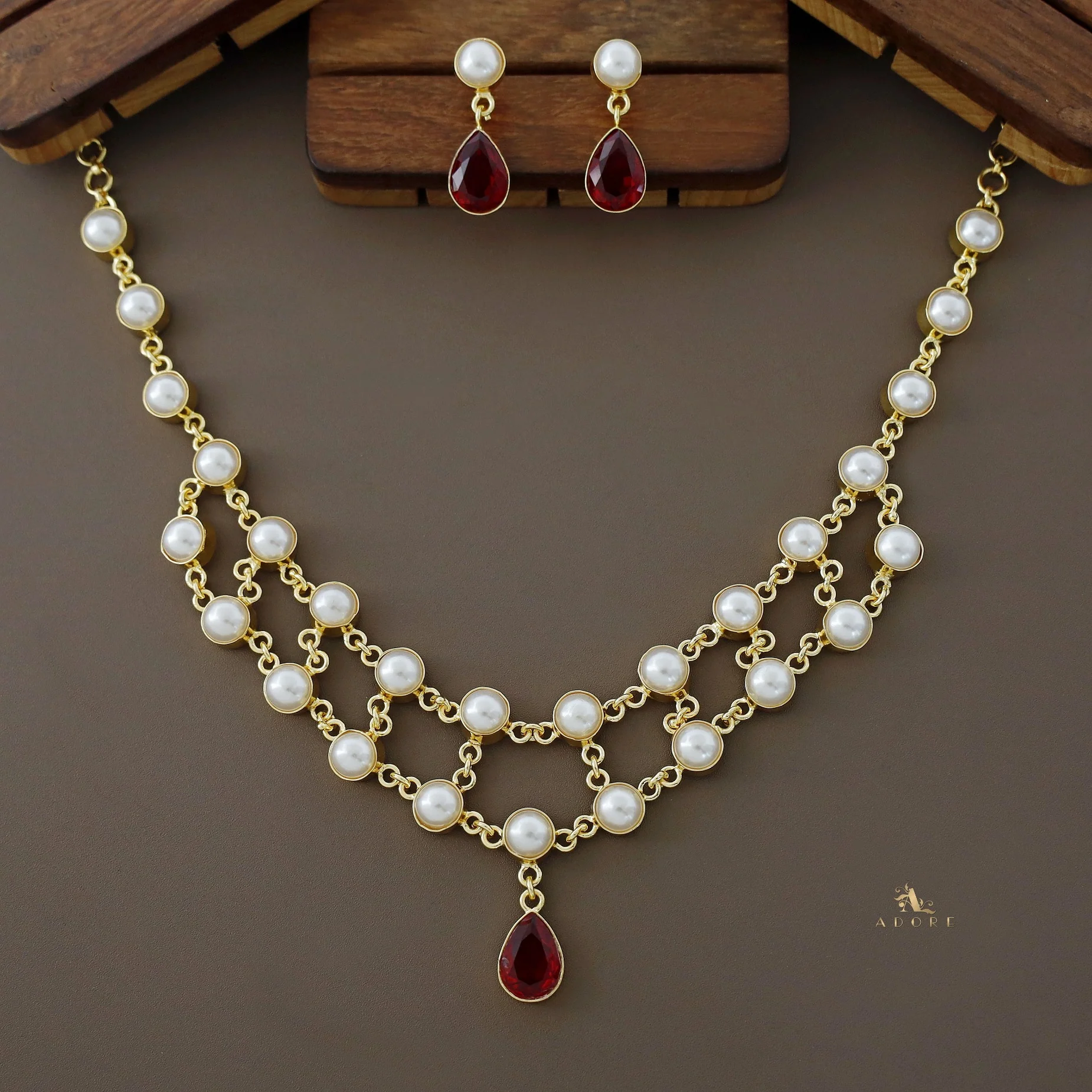 Dual Layer Fresh Water Pearl Glossy Neckpiece With Earring - Image 4