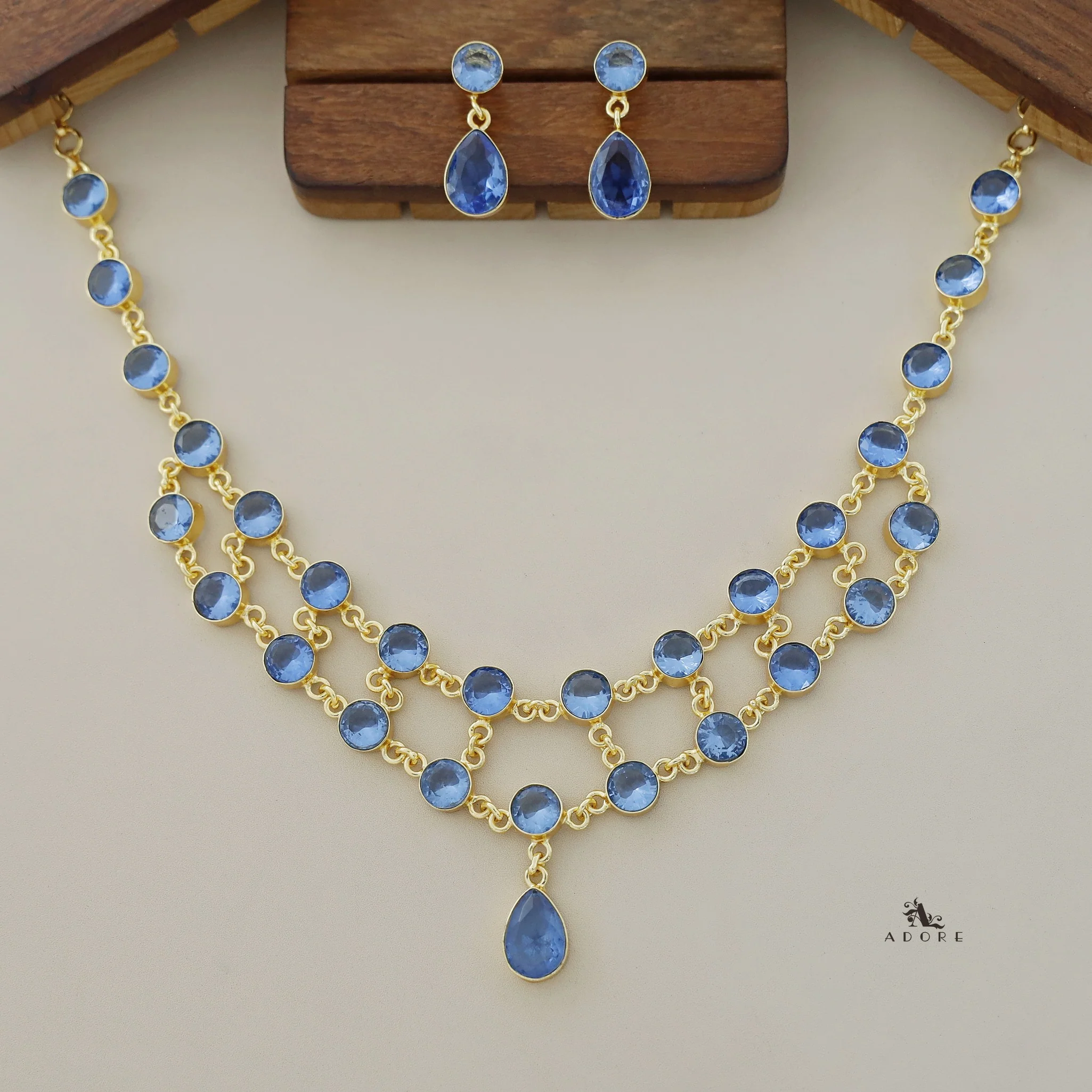 Dual Layer Fresh Water Pearl Glossy Neckpiece With Earring - Image 7
