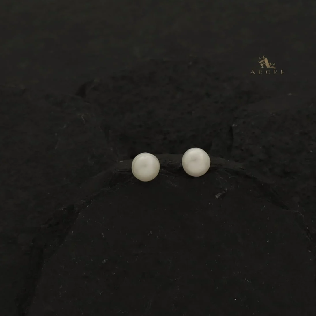 Fresh Water Pearl Stud - Image 3