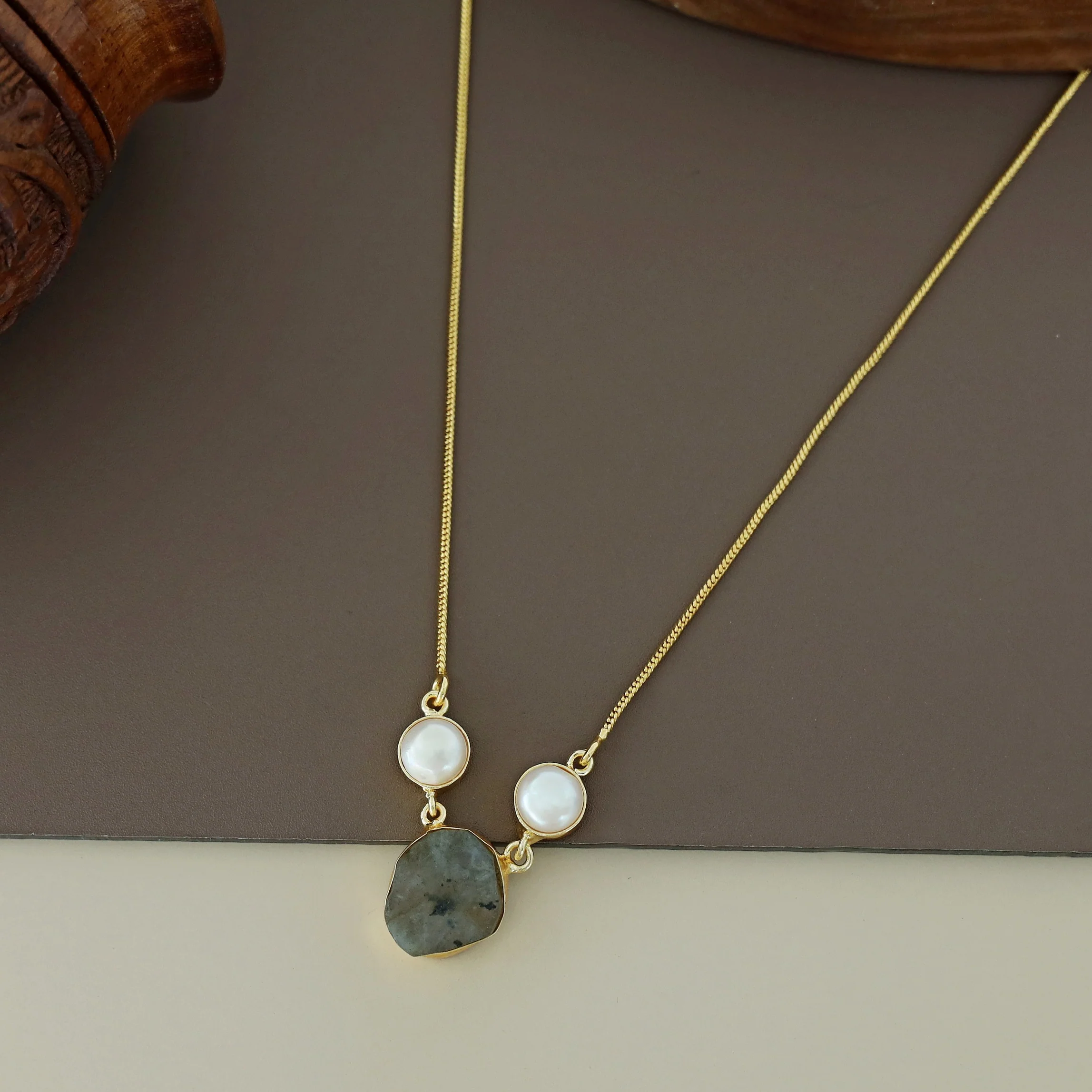 Fresh Water Pearl With Raw Stone Neckpiece - Image 9