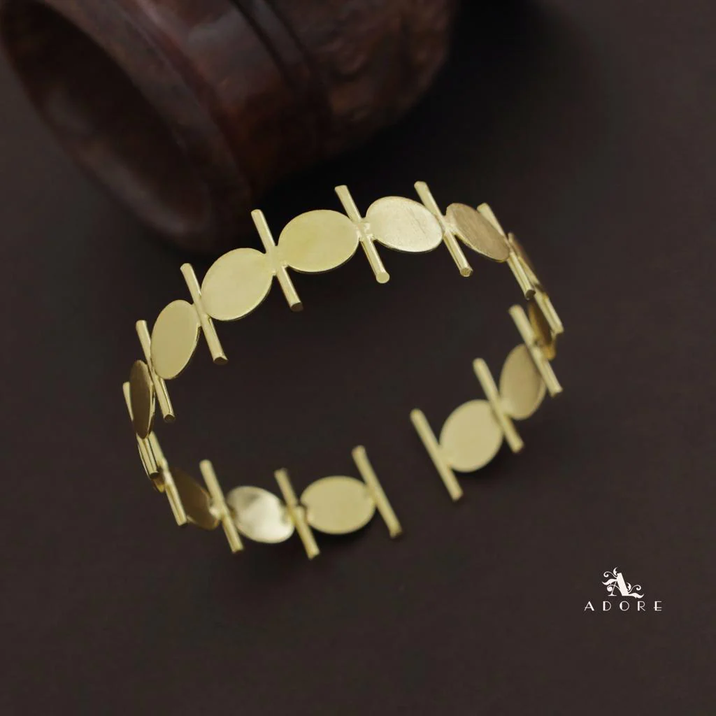 Fresia Golden Coin Line Bangle - Image 3