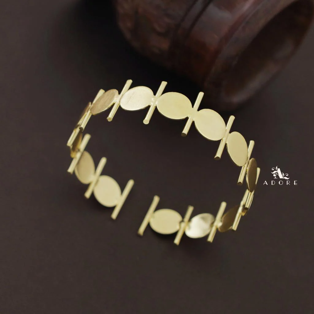 Fresia Golden Coin Line Bangle - Image 4