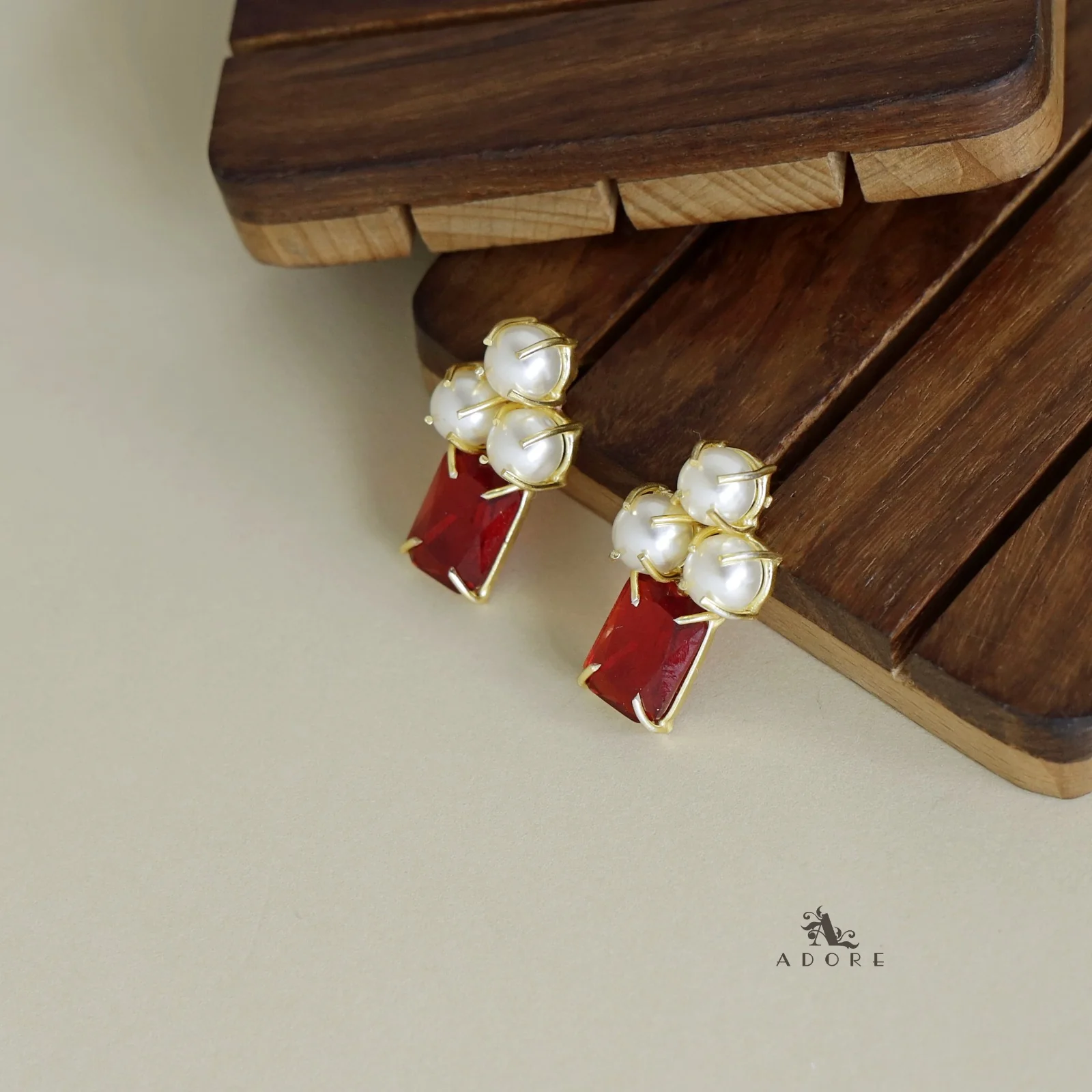 Frimy Rectangle Glossy Tri Pearl Earring - Image 6