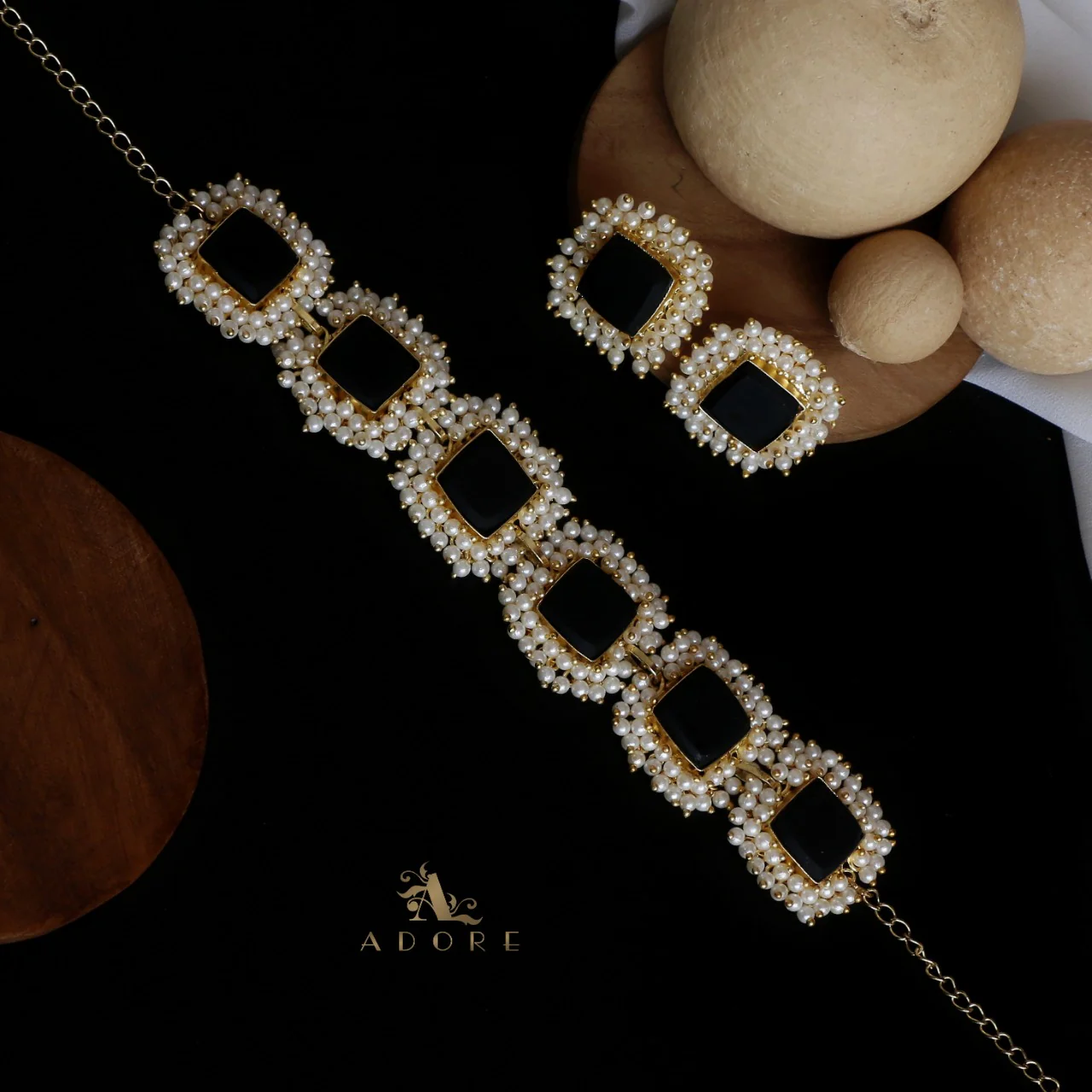 Full Pearl Square Choker With Earring - Image 15