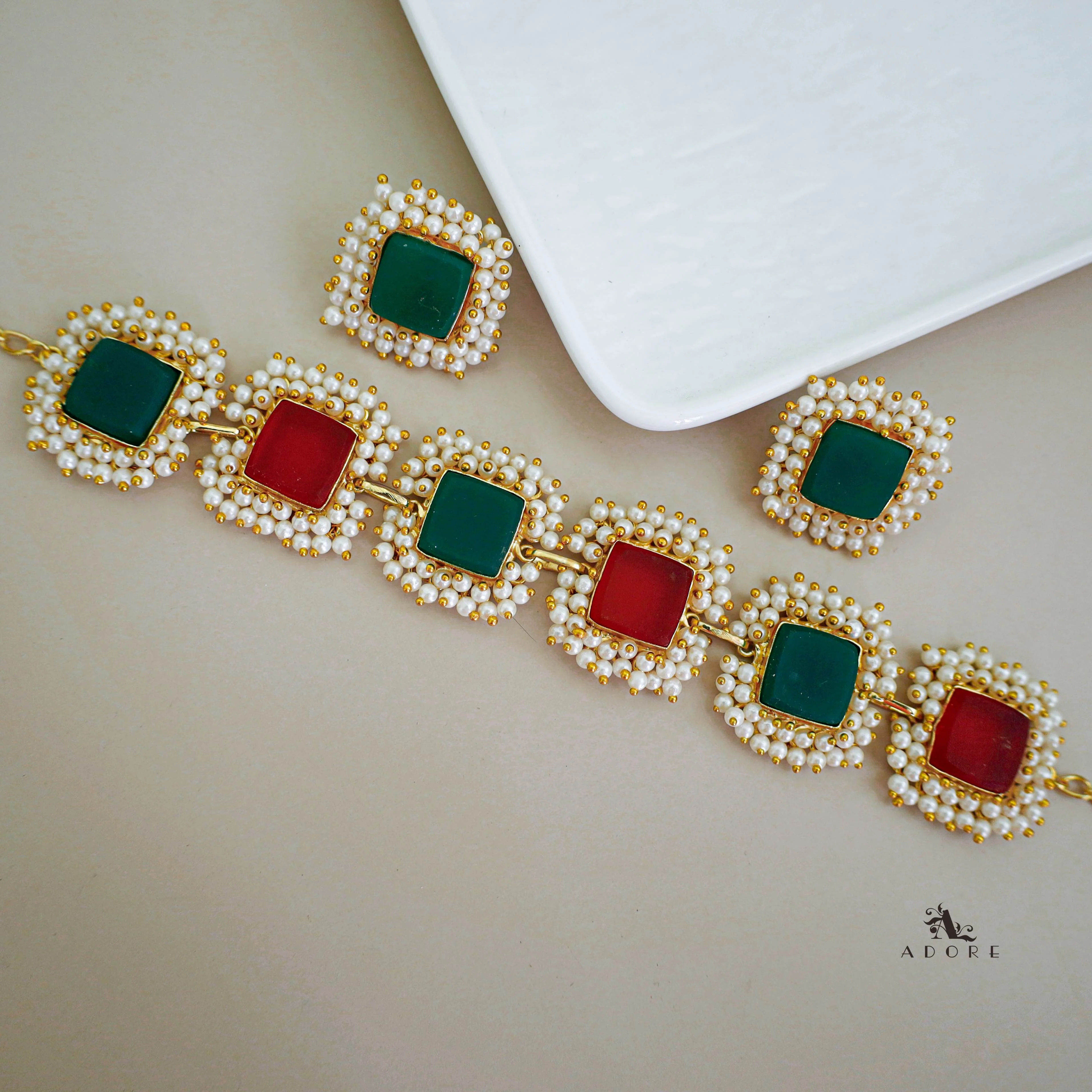 Full Pearl Square Choker With Earring - Image 18