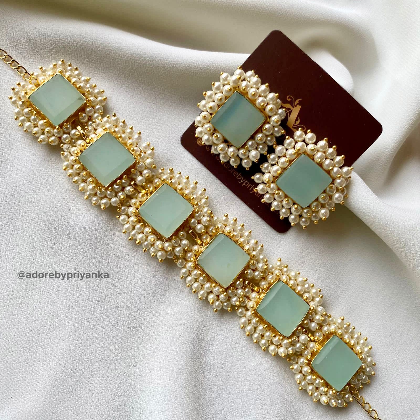 Full Pearl Square Choker With Earring - Image 25