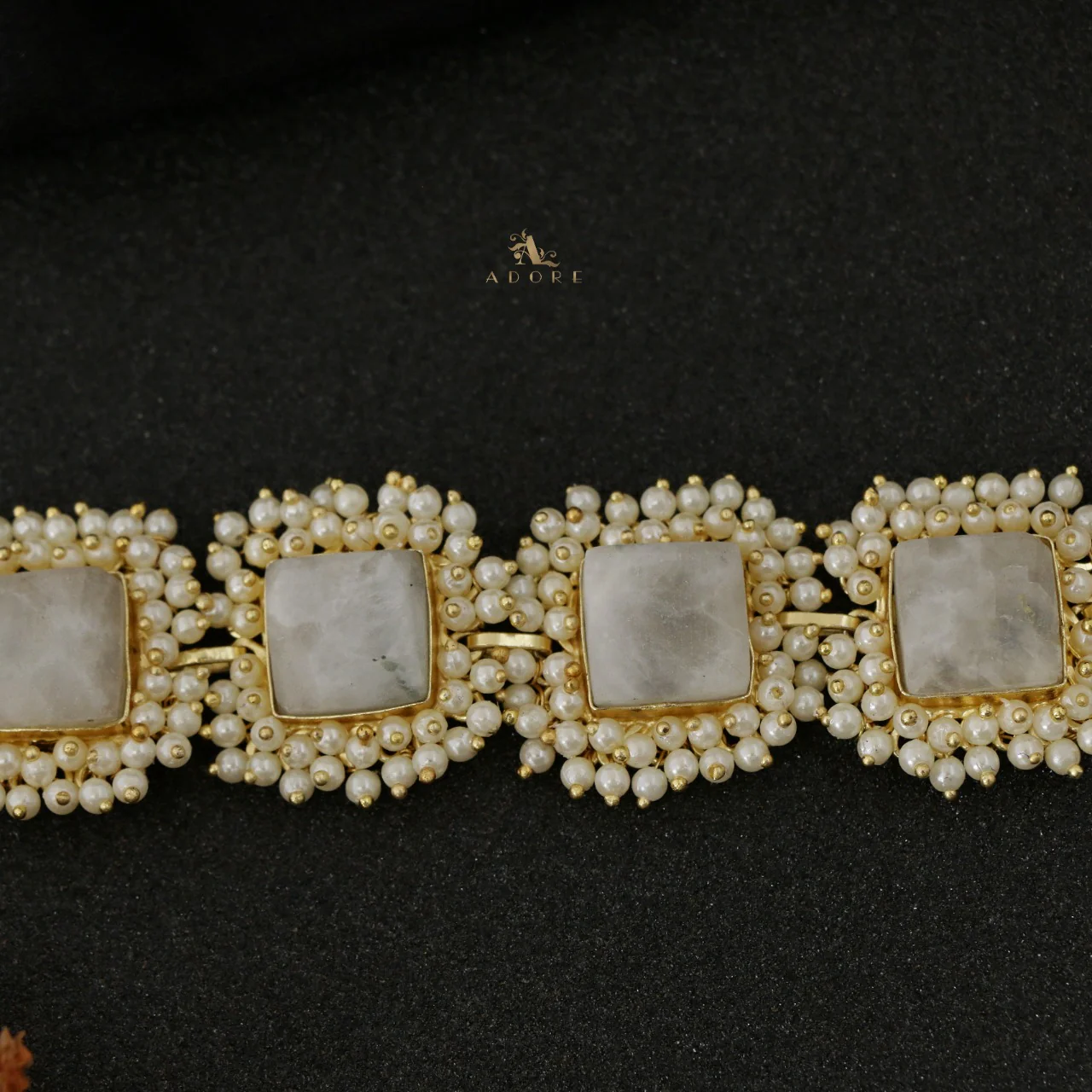 Full Pearl Square Choker With Earring - Image 36