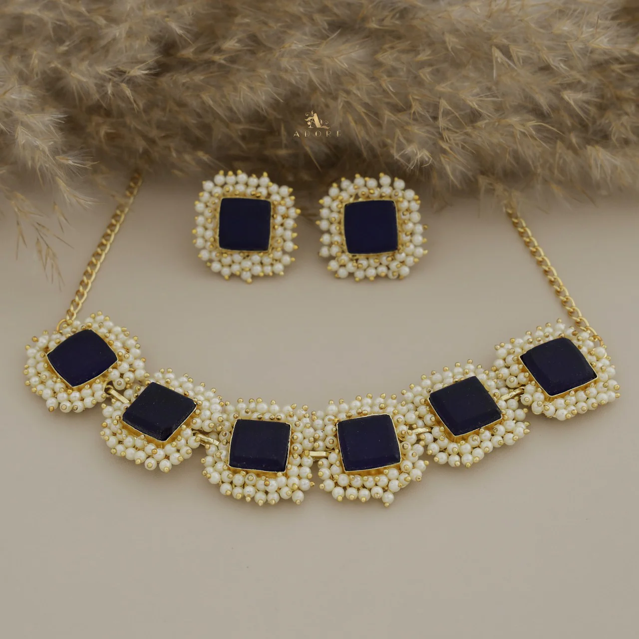 Full Pearl Square Choker With Earring - Image 37