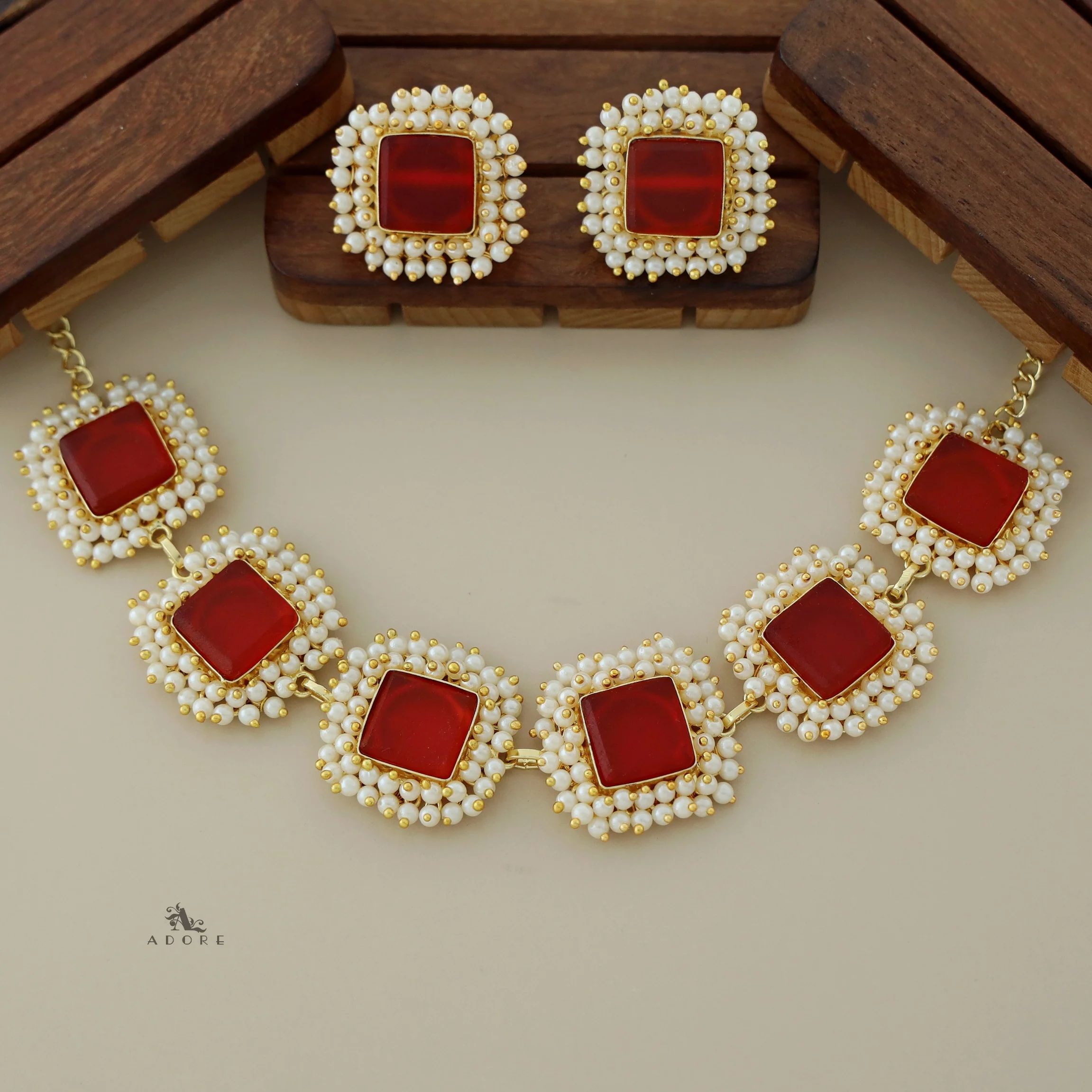 Full Pearl Square Choker With Earring - Image 40