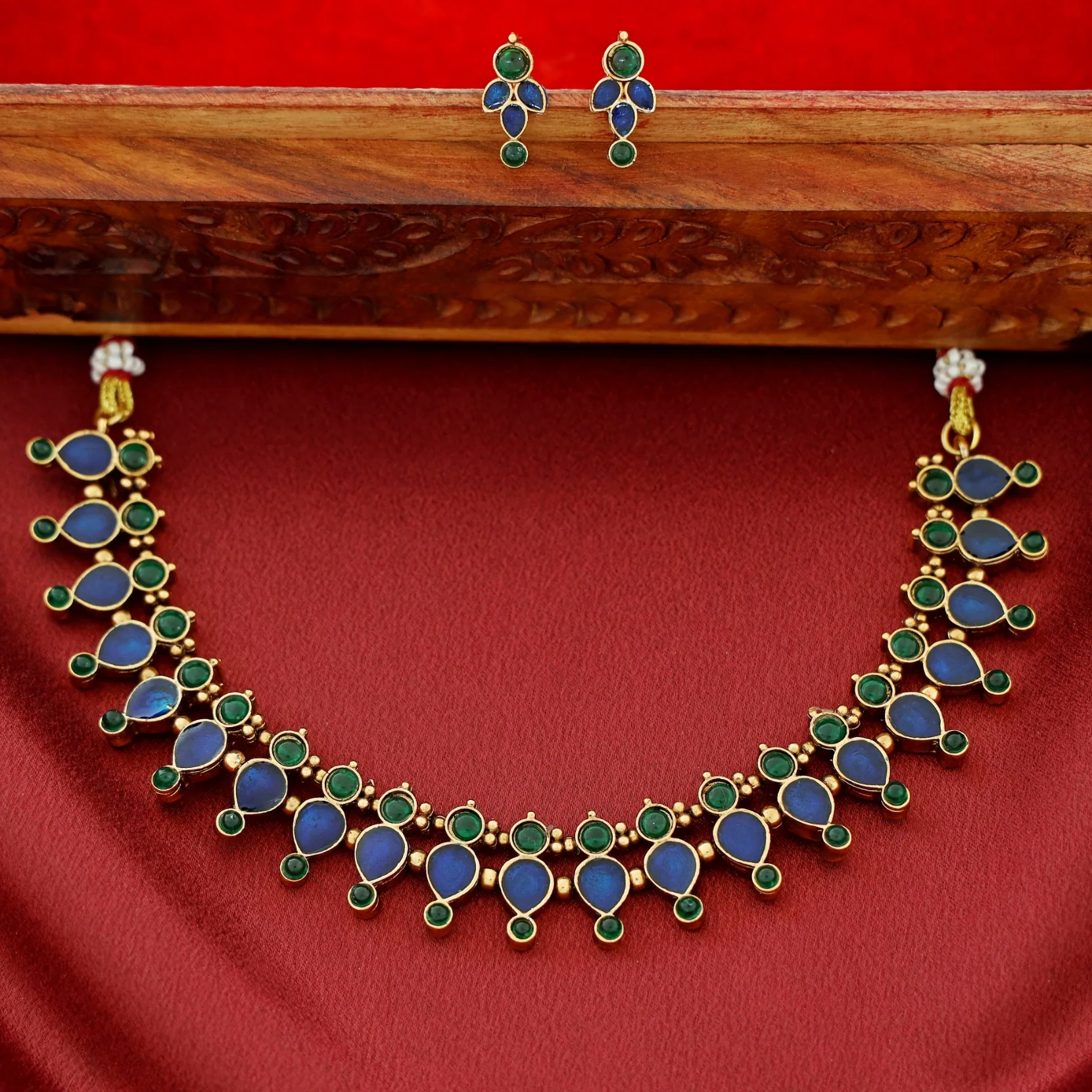 Ganga Enamel Drop Circle Short Neckpiece With Earring - Image 4