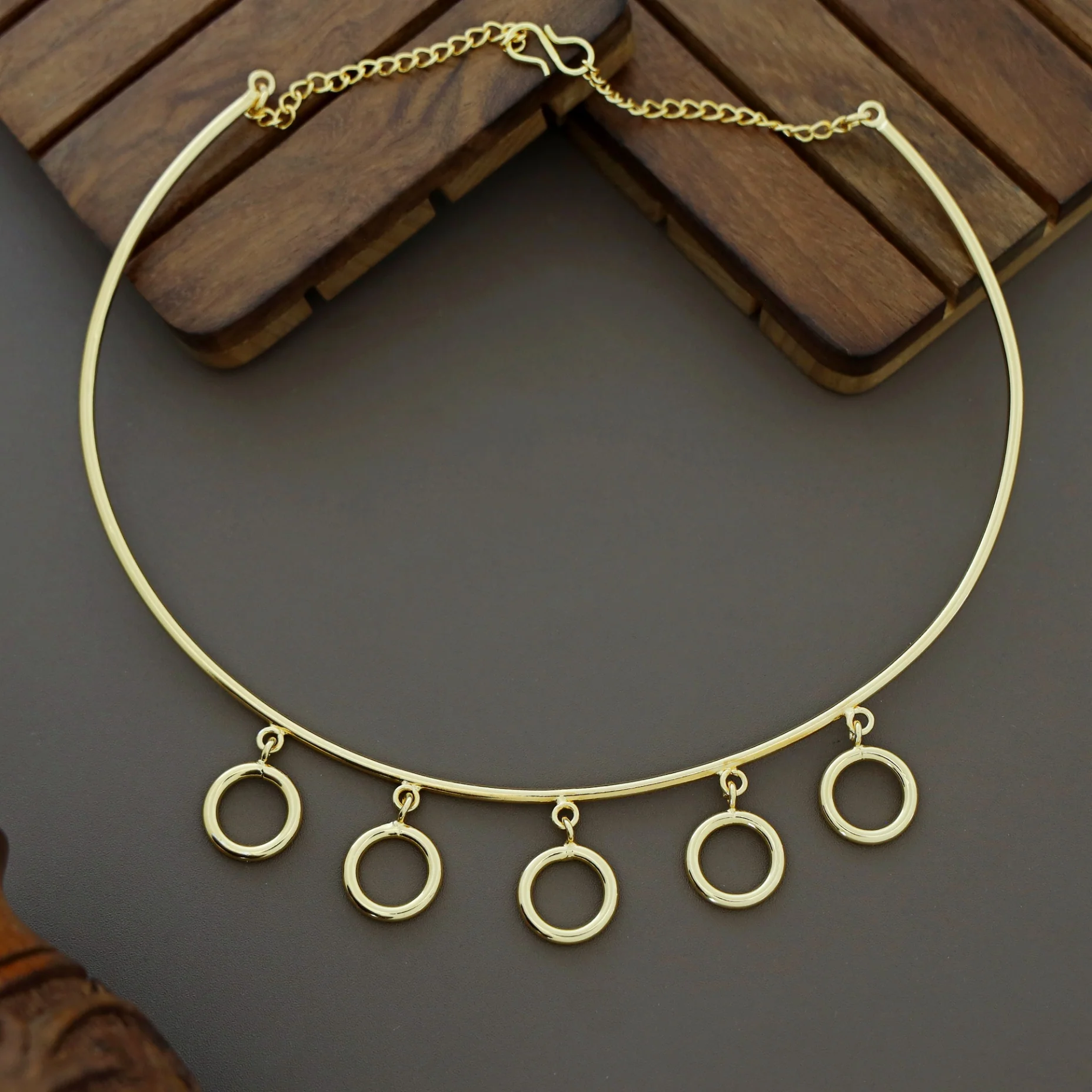 Gargi Golden Circle Hanging Neck Cuff - Image 4