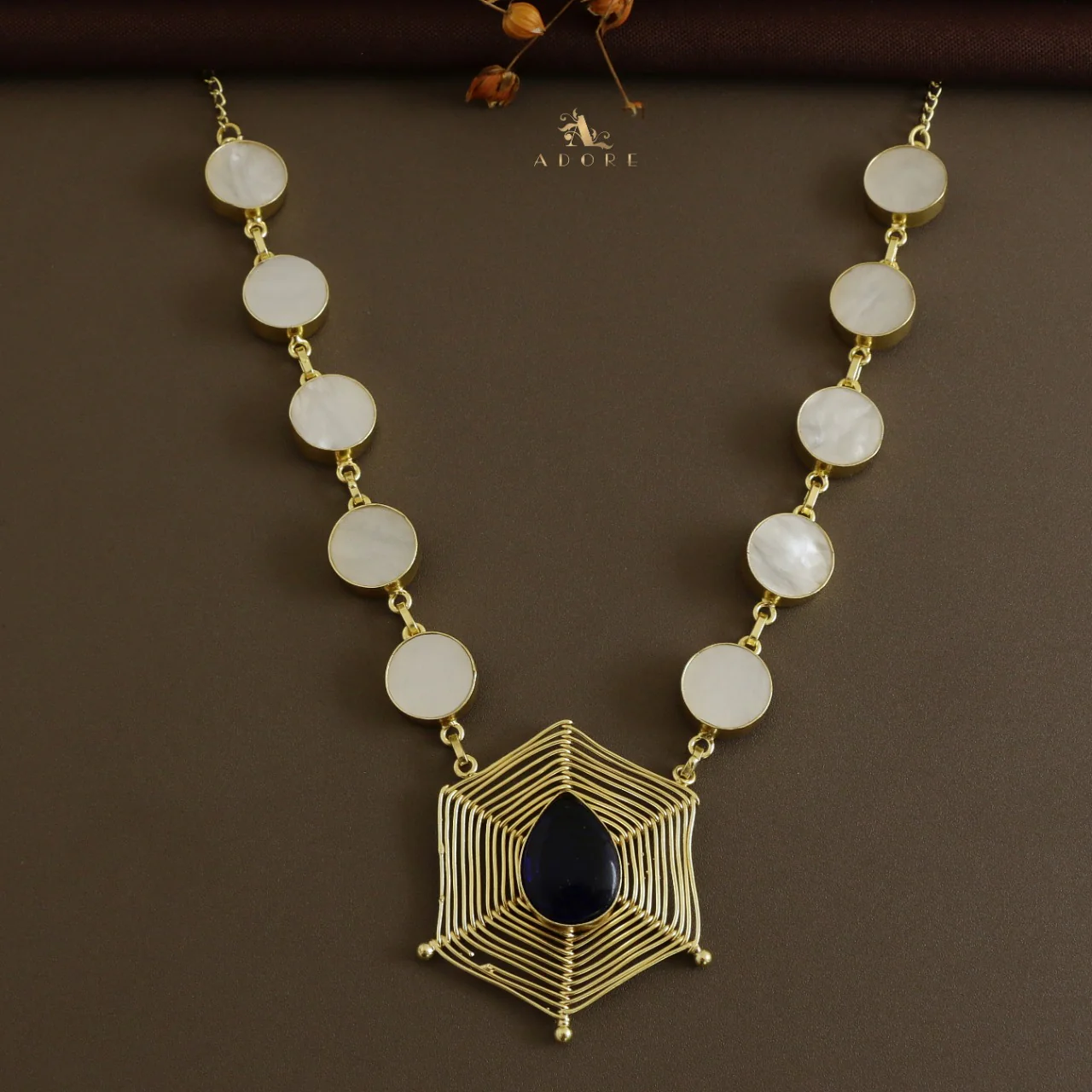 Gargia Handmade Neckpiece - Image 5