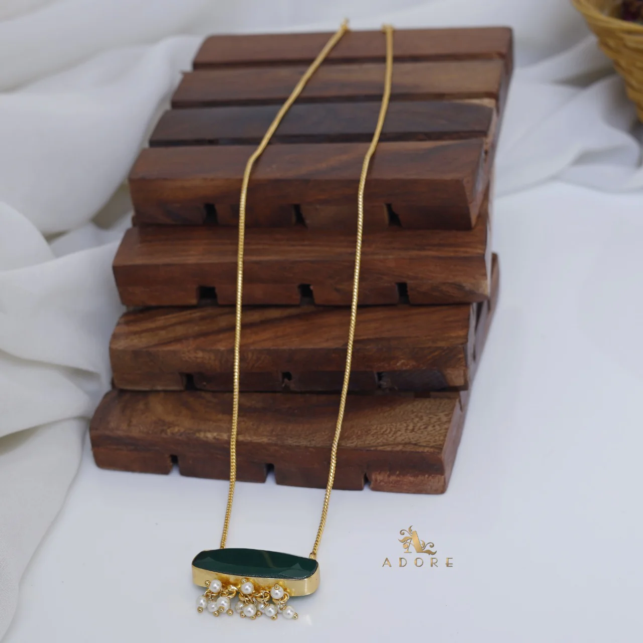 Garima Pearl Neckpiece - Image 9